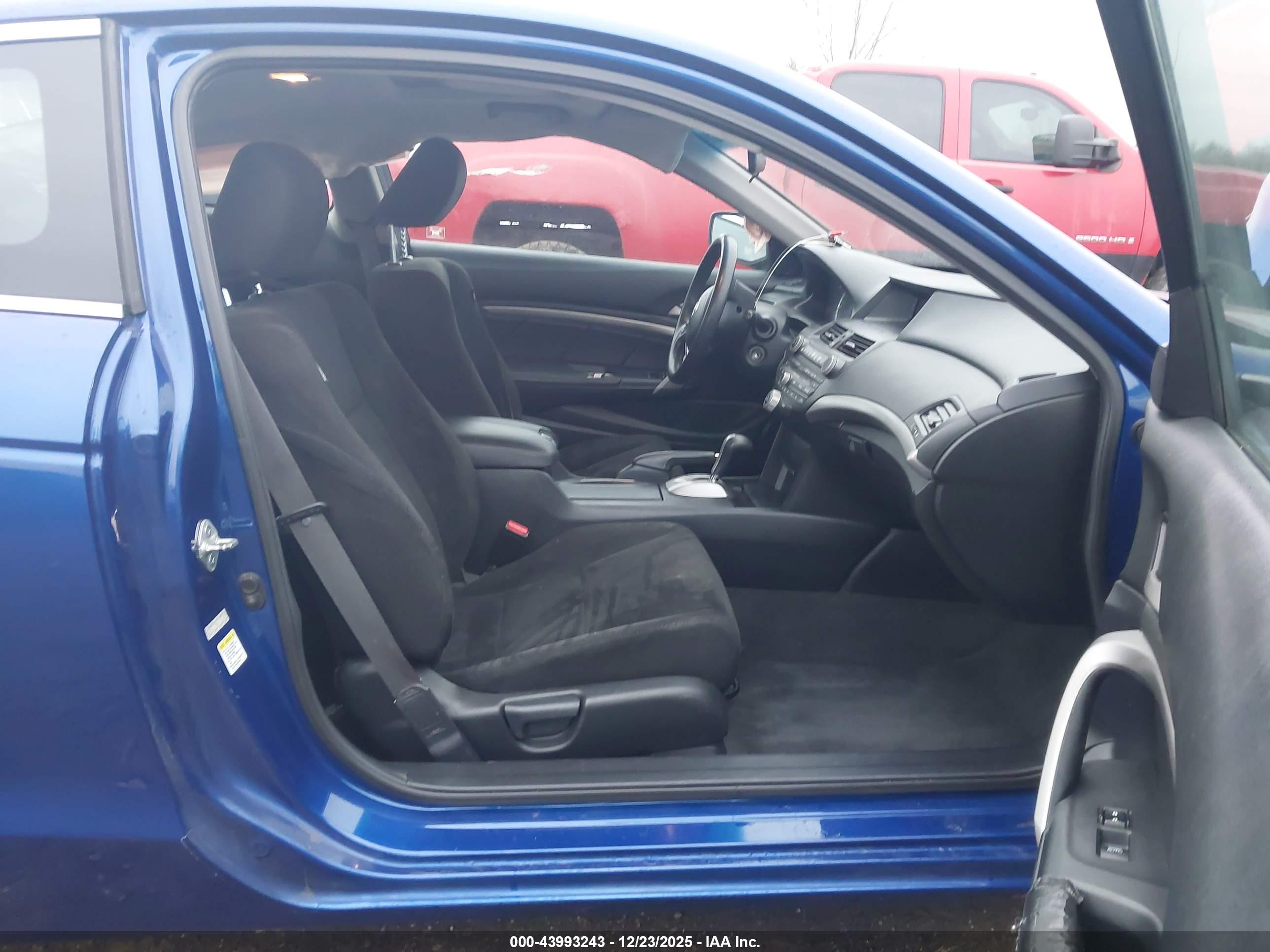HONDA ACCORD image 5