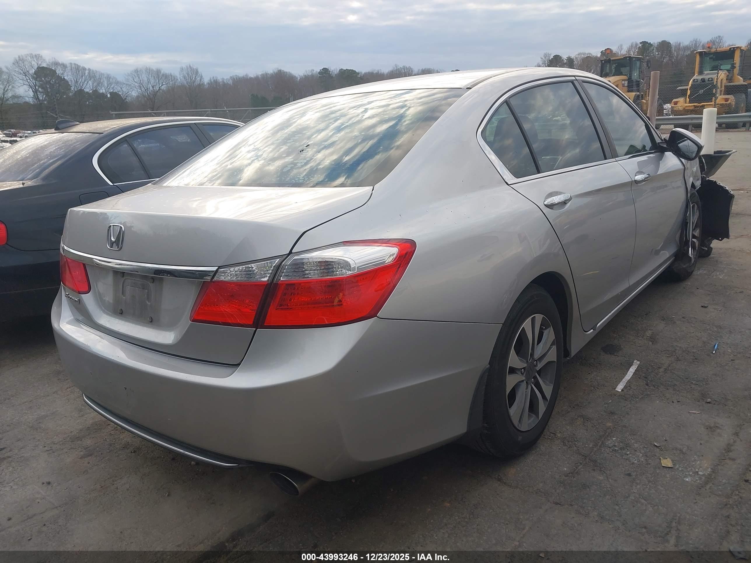HONDA ACCORD image 4