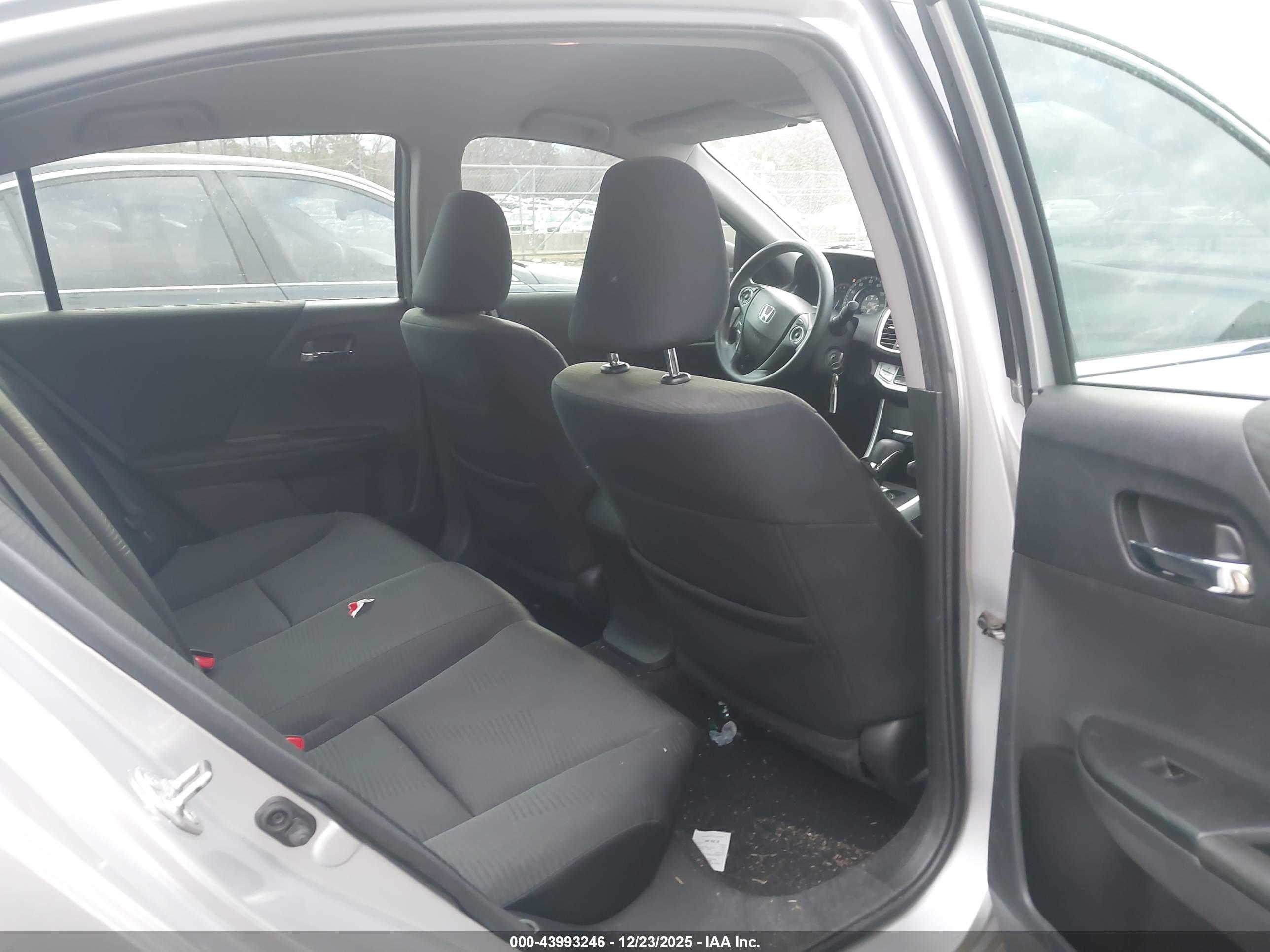 HONDA ACCORD image 8