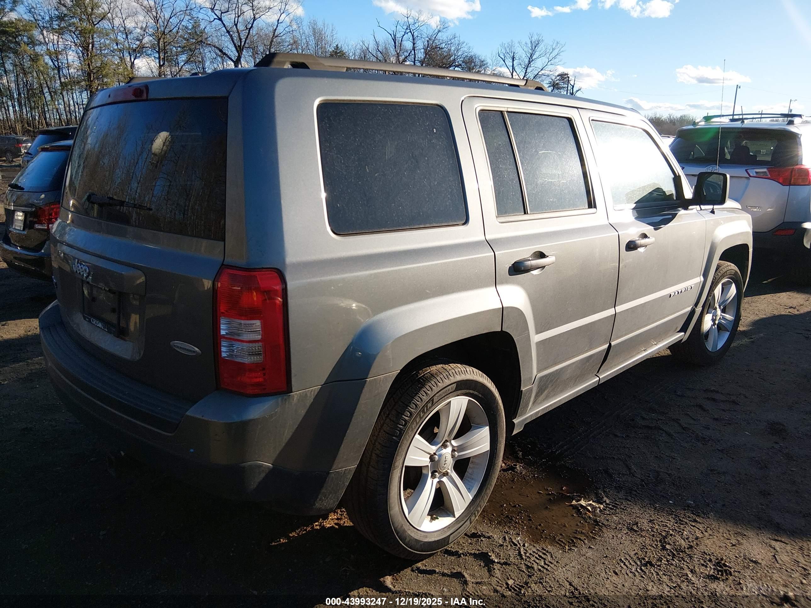 JEEP PATRIOT image 4