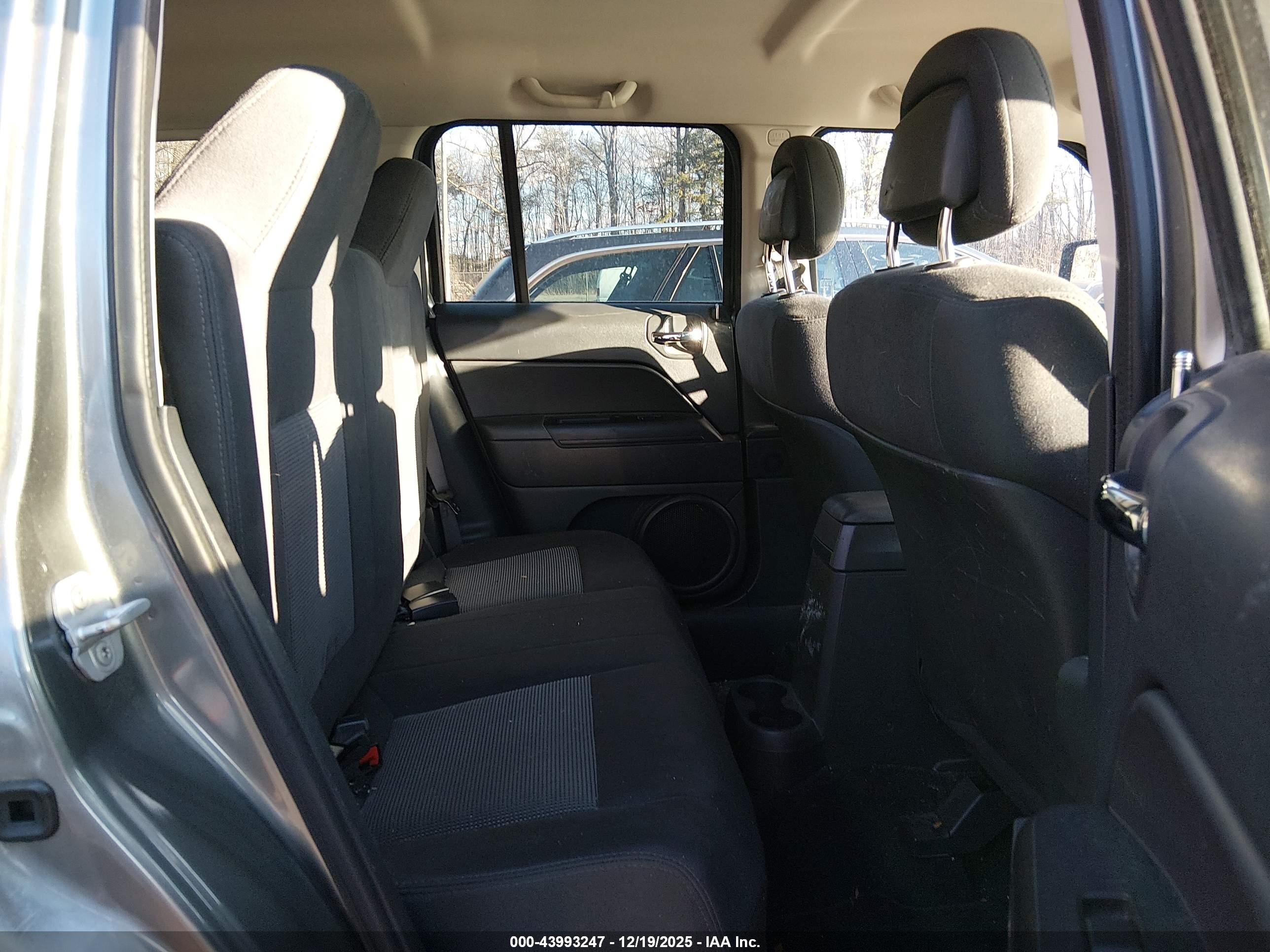 JEEP PATRIOT image 8