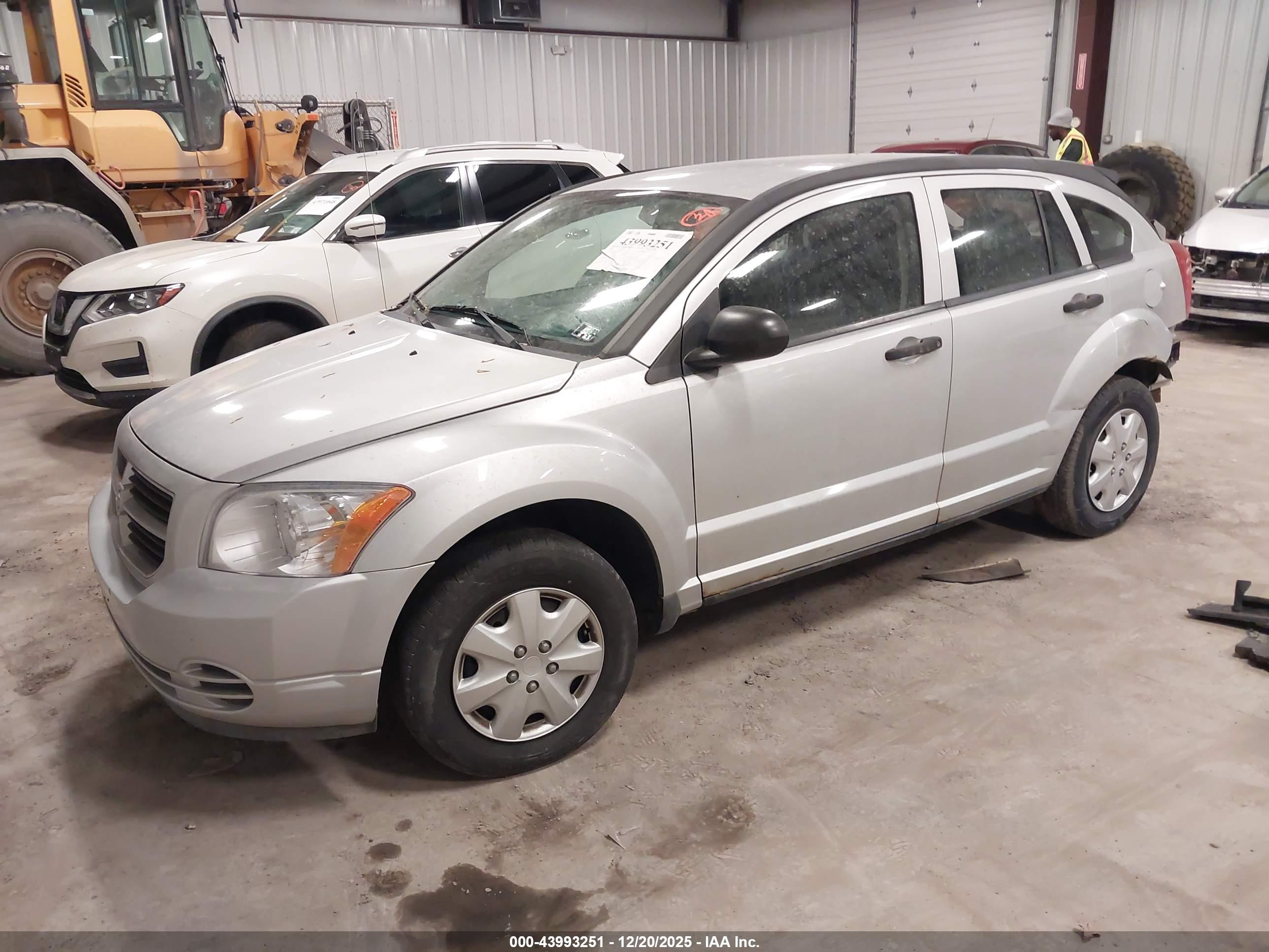 DODGE CALIBER image 2
