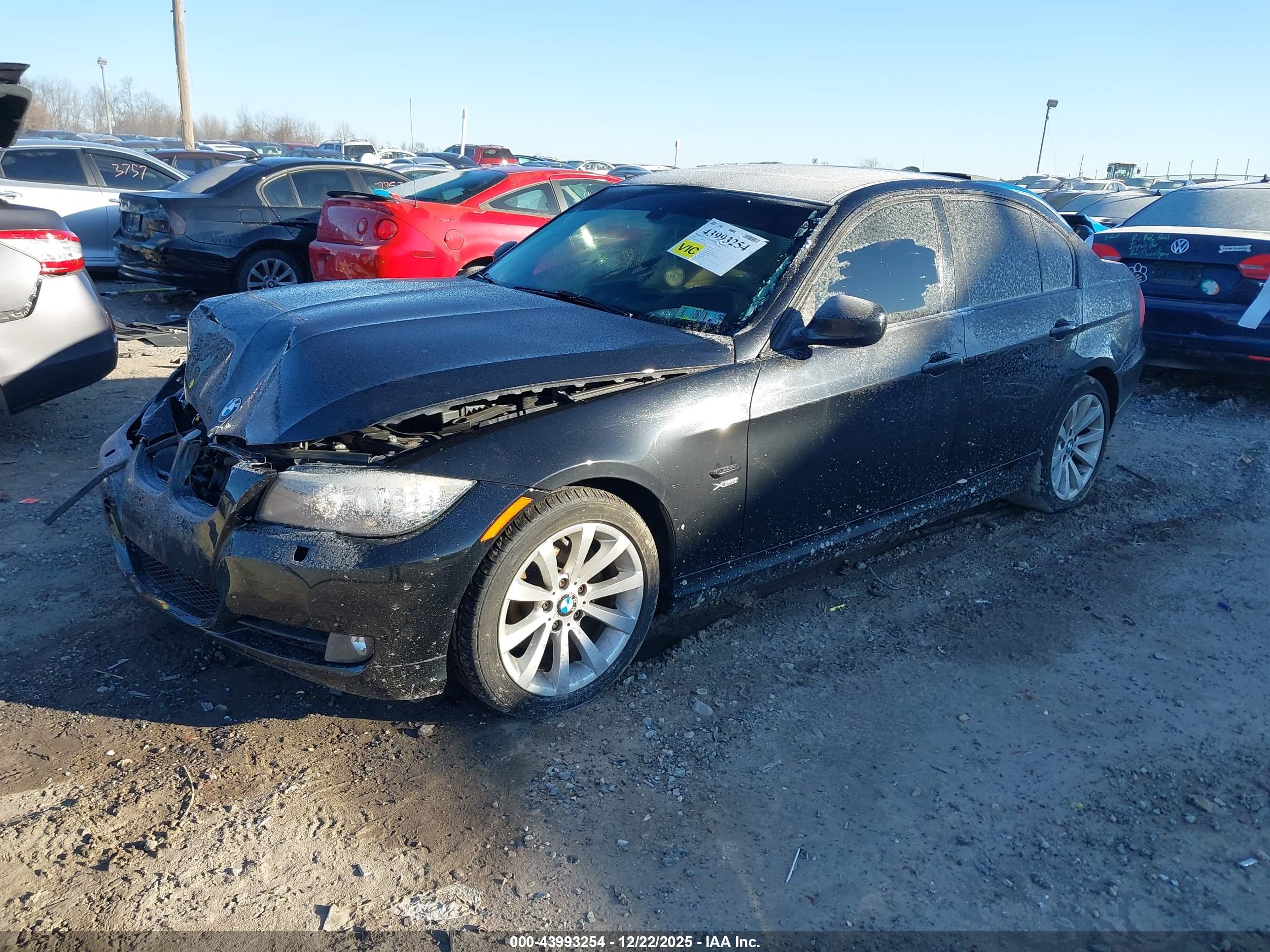 BMW 328I image 2