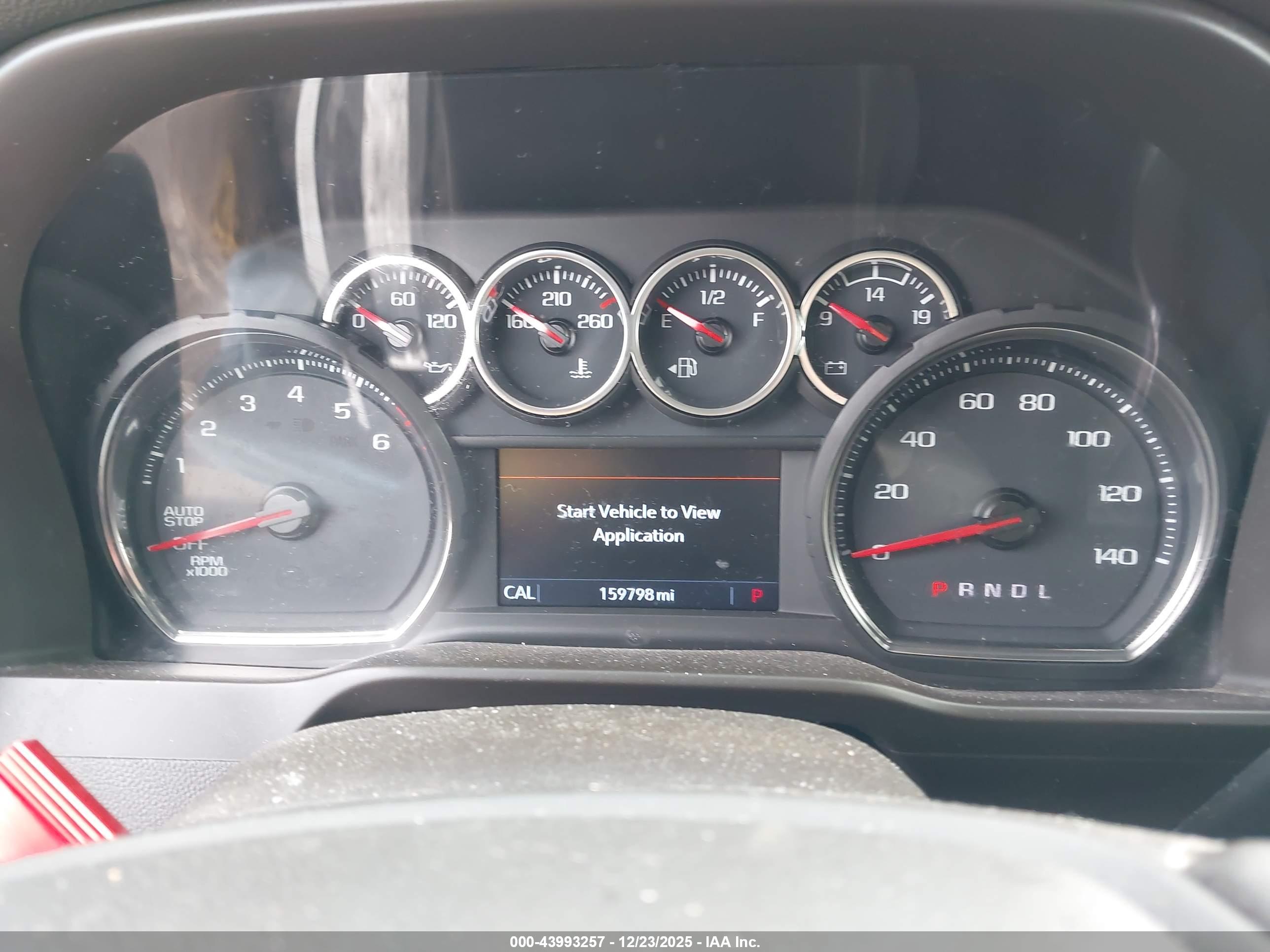 CHEVROLET SILVERADO image 7