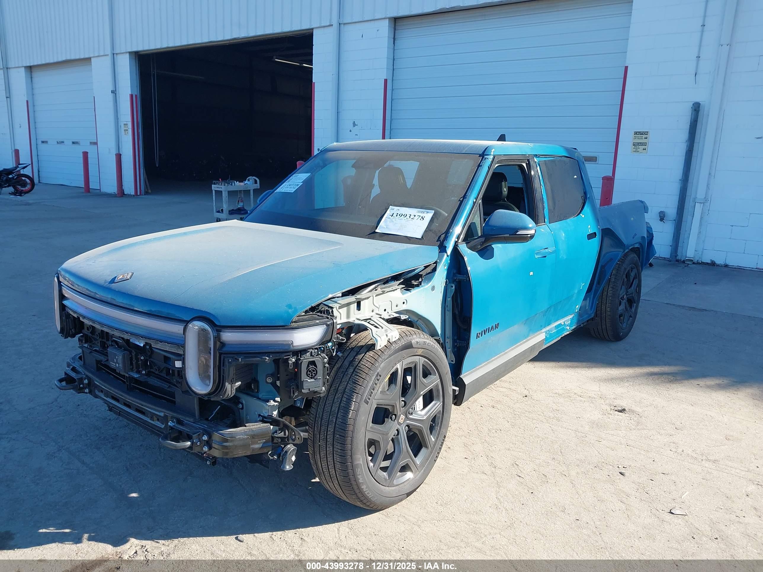 RIVIAN R1T image 2