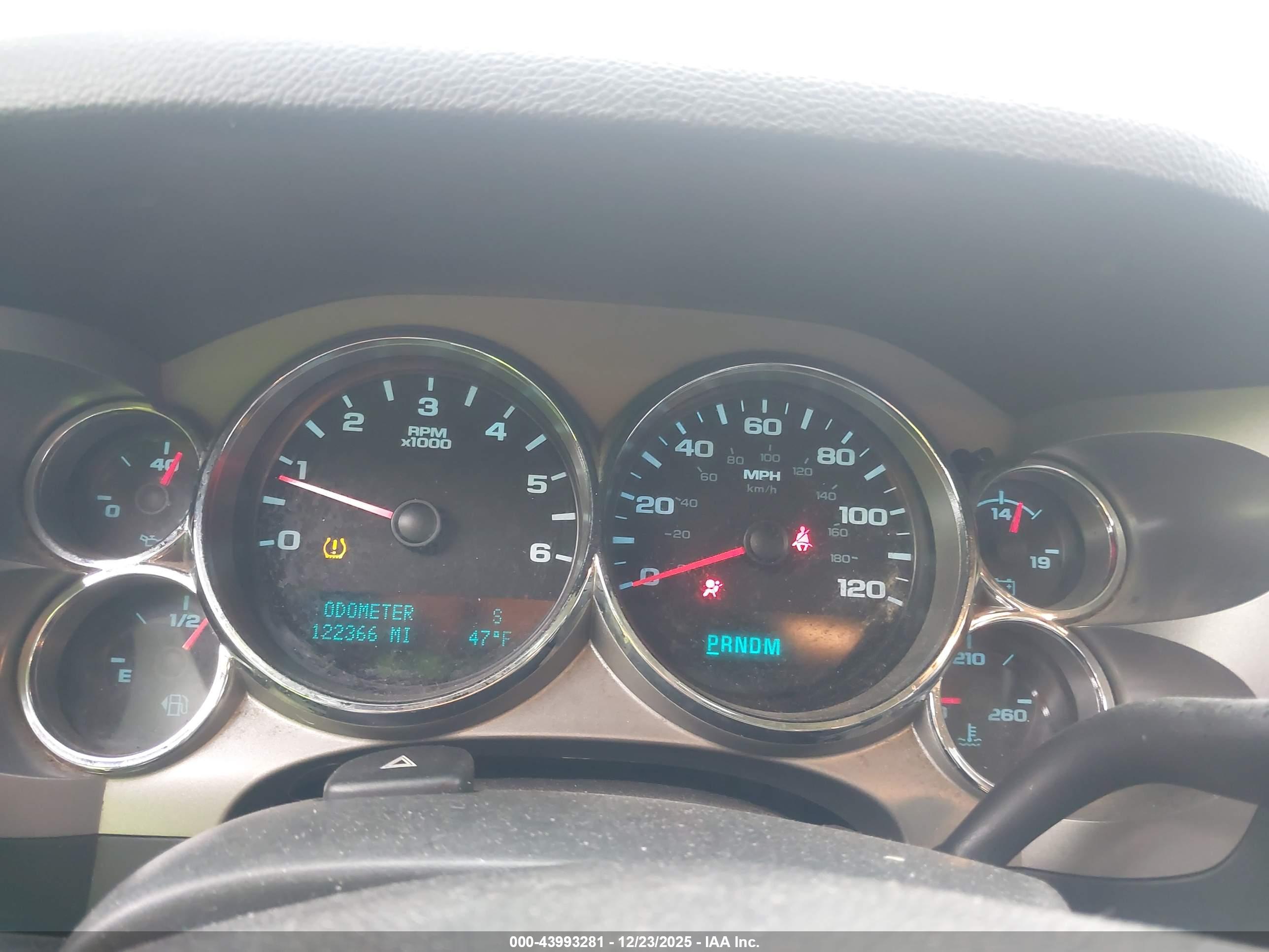 GMC SIERRA image 7
