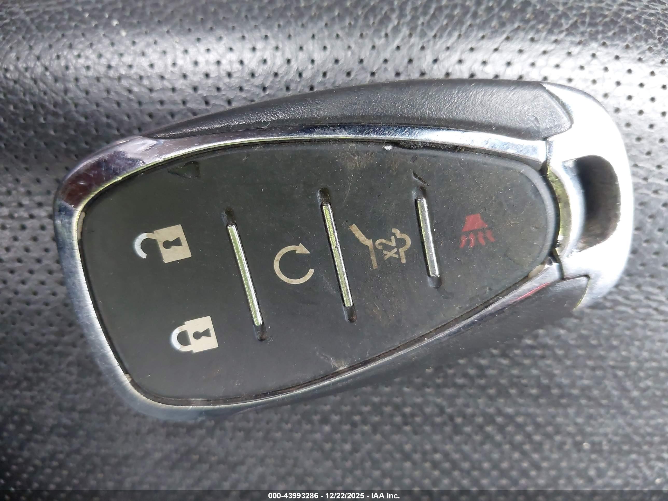 CHEVROLET EQUINOX image 11