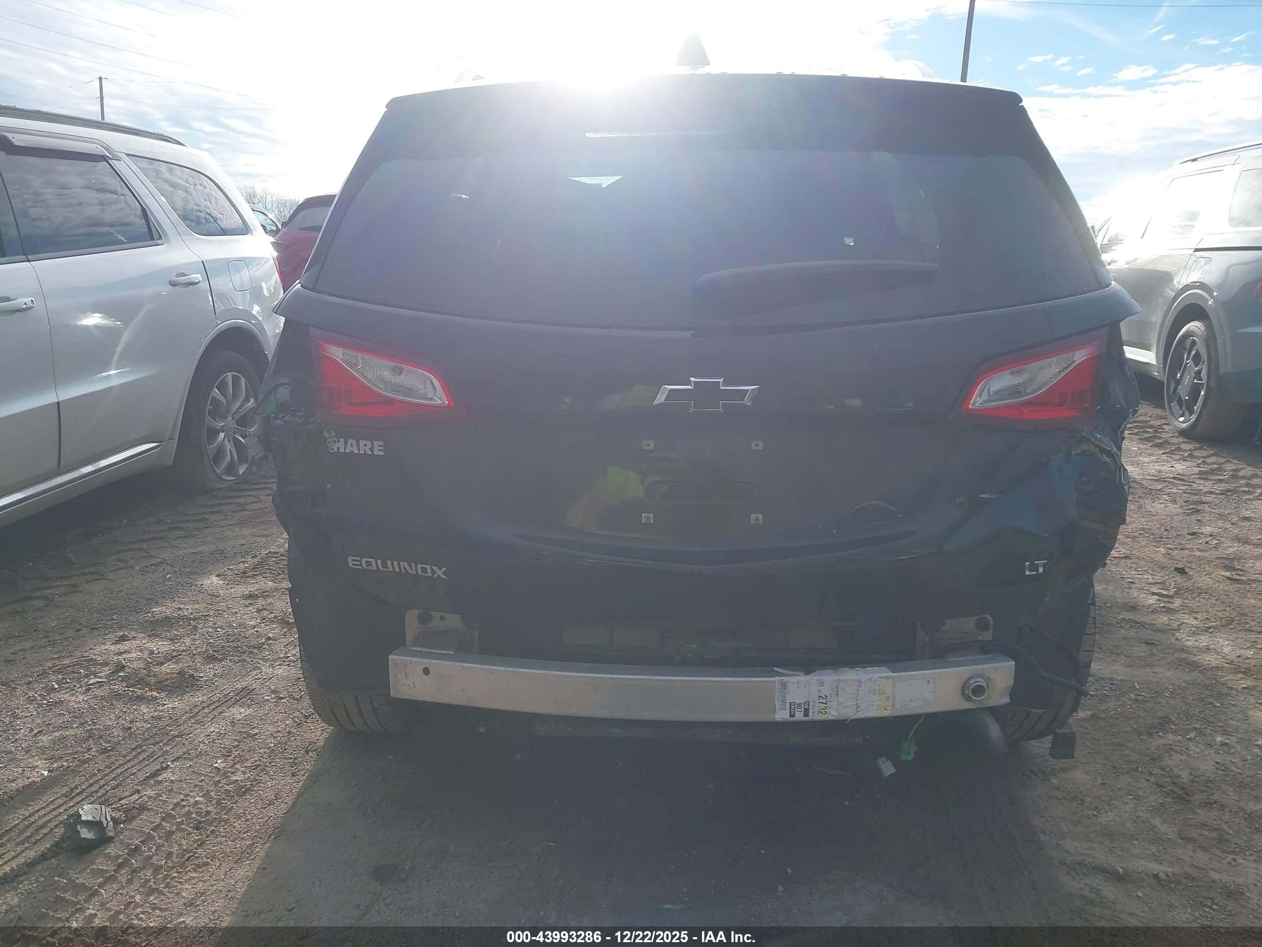 CHEVROLET EQUINOX image 6