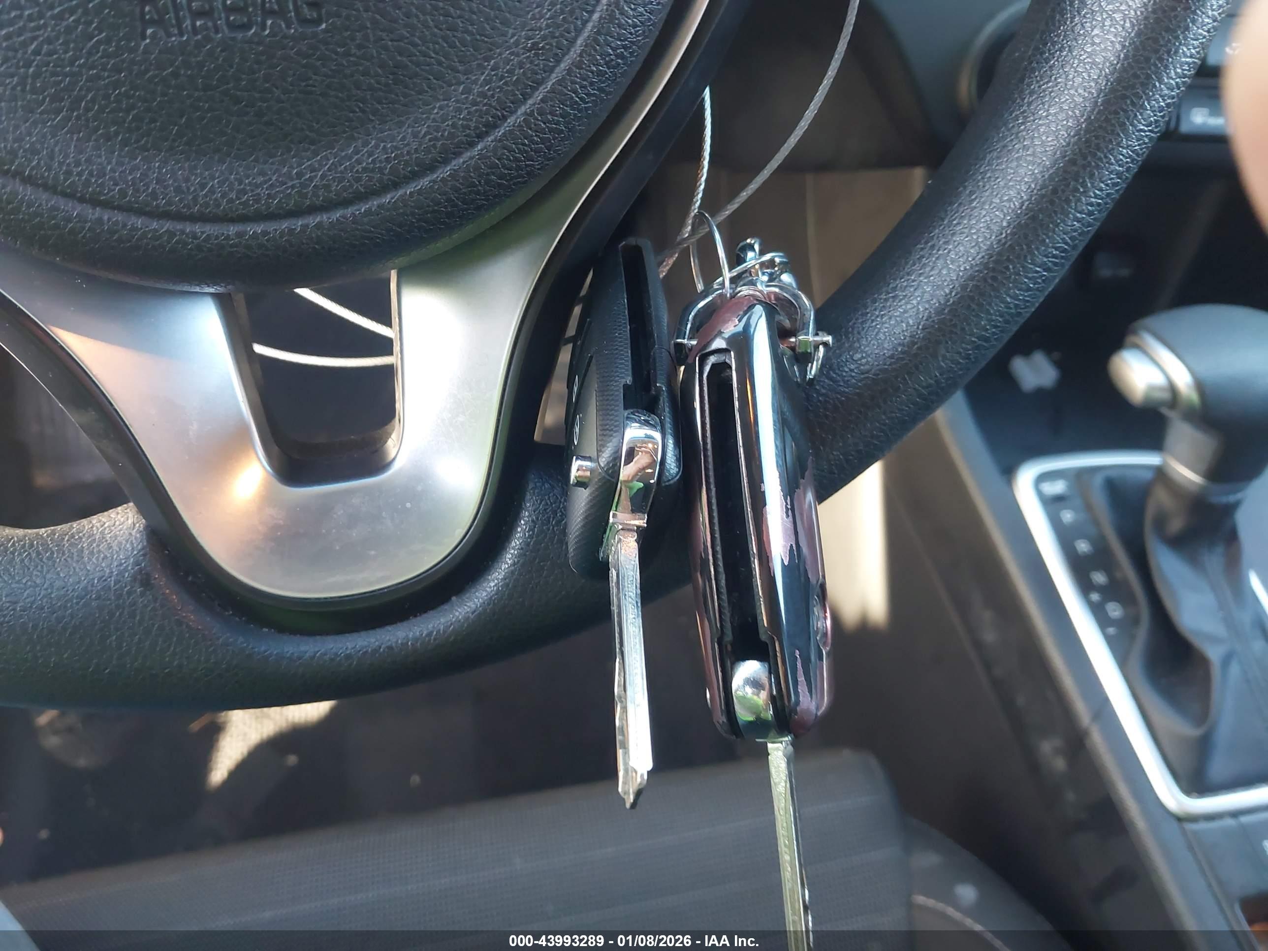 KIA SPORTAGE image 11