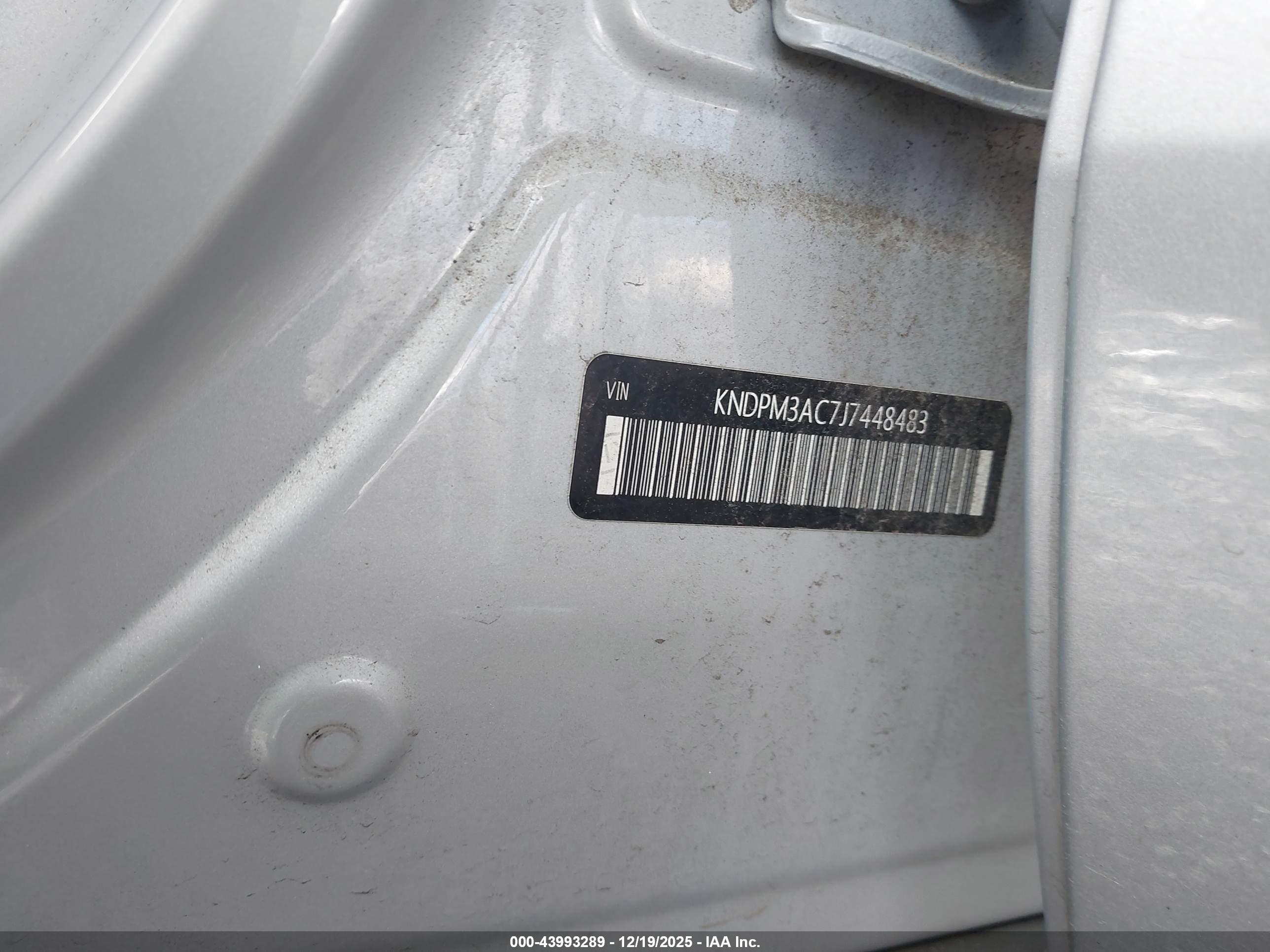 KIA SPORTAGE image 9