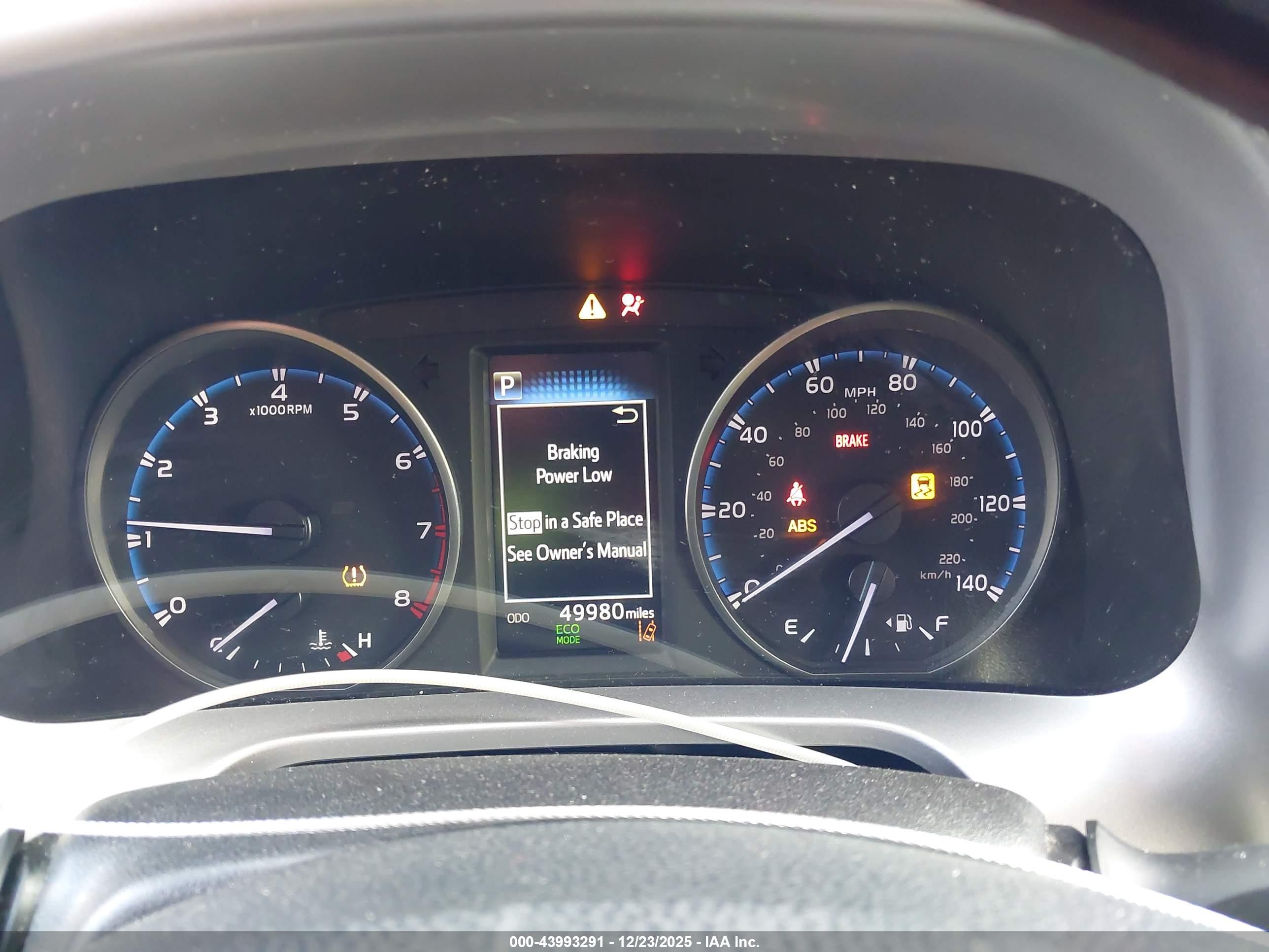 TOYOTA RAV4 image 7