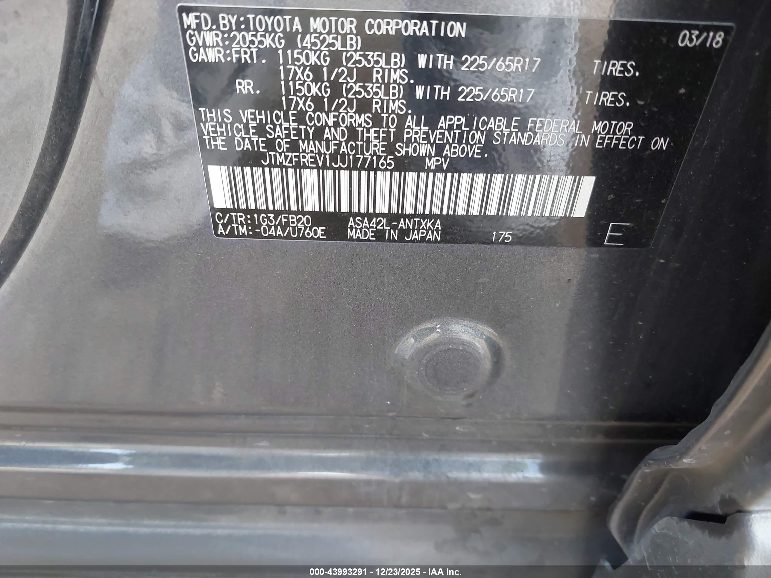TOYOTA RAV4 image 9
