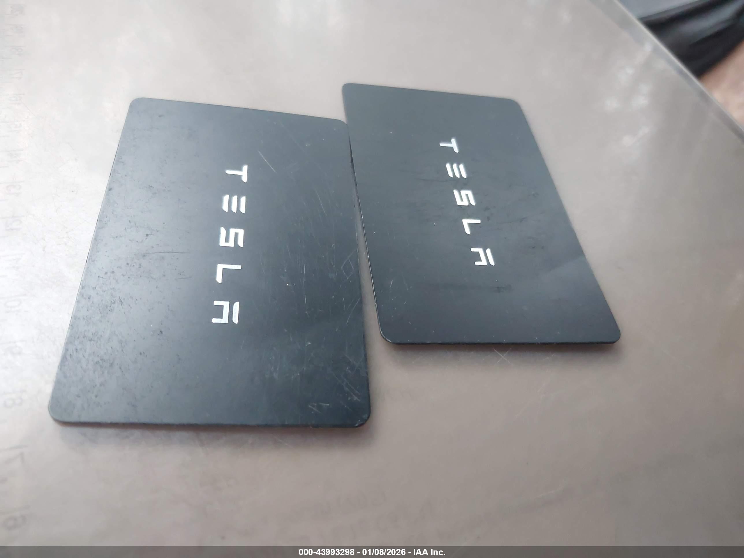 TESLA MODEL image 11