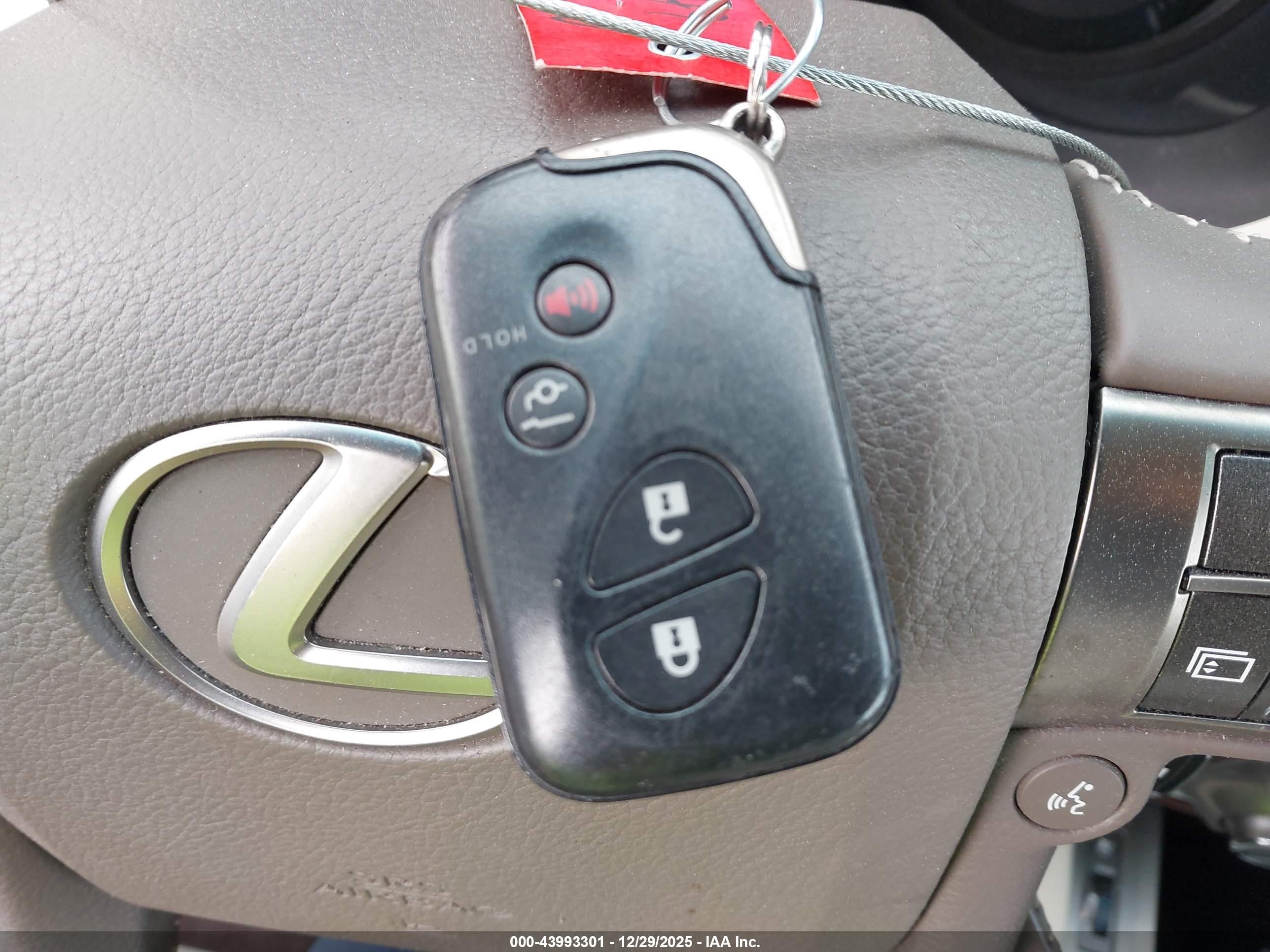 LEXUS GX image 11