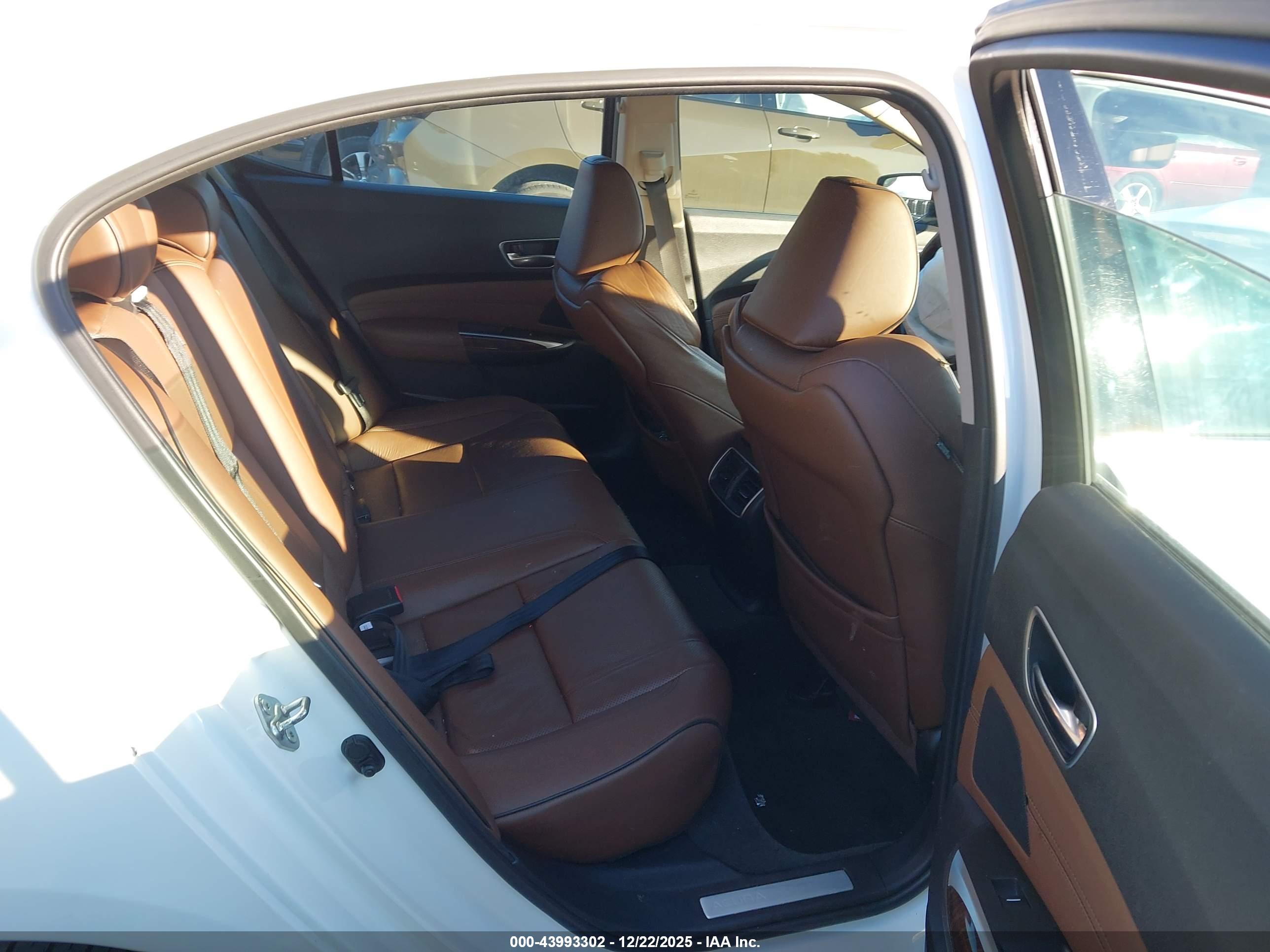 ACURA TLX image 8