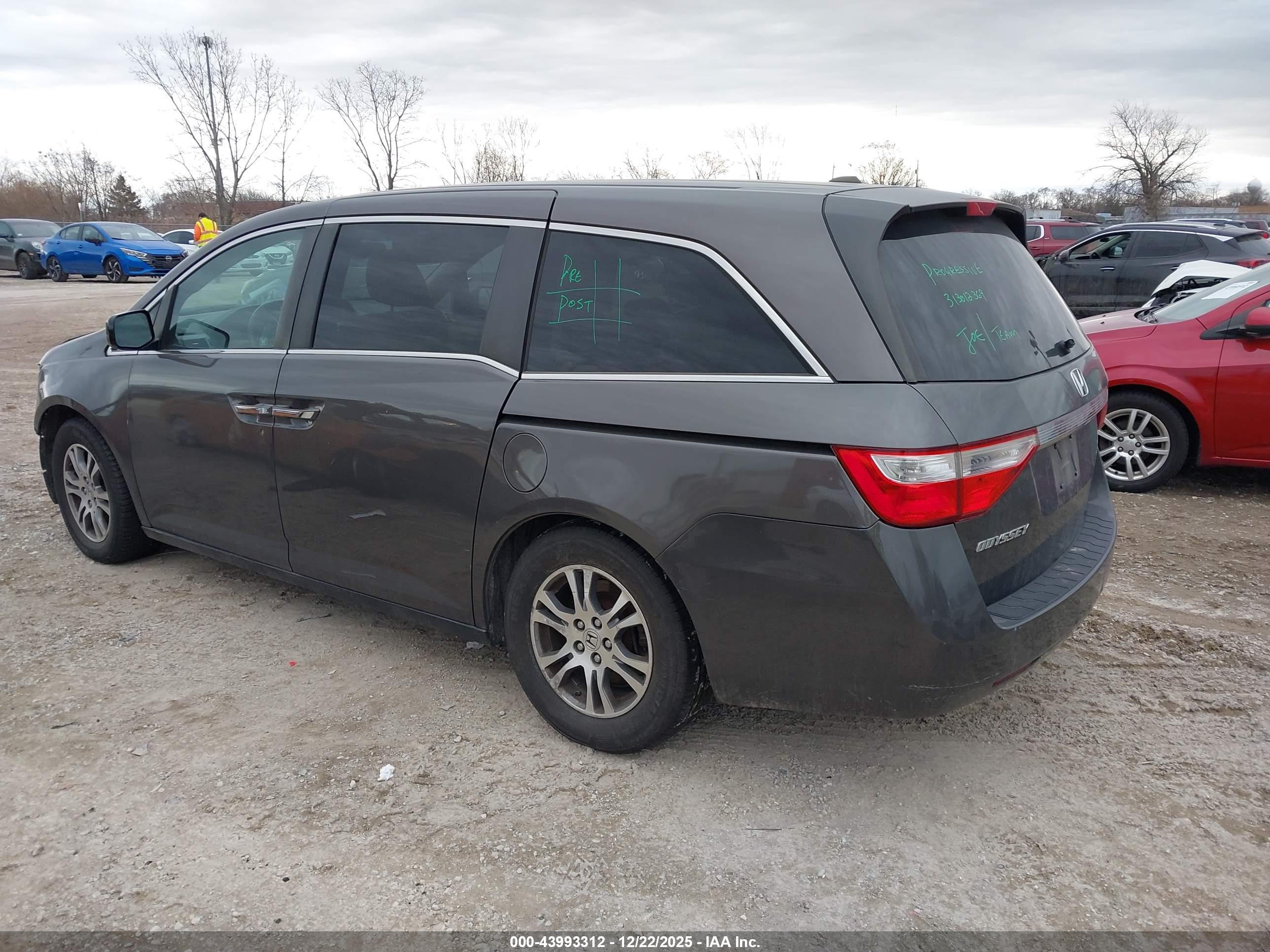 HONDA ODYSSEY image 3