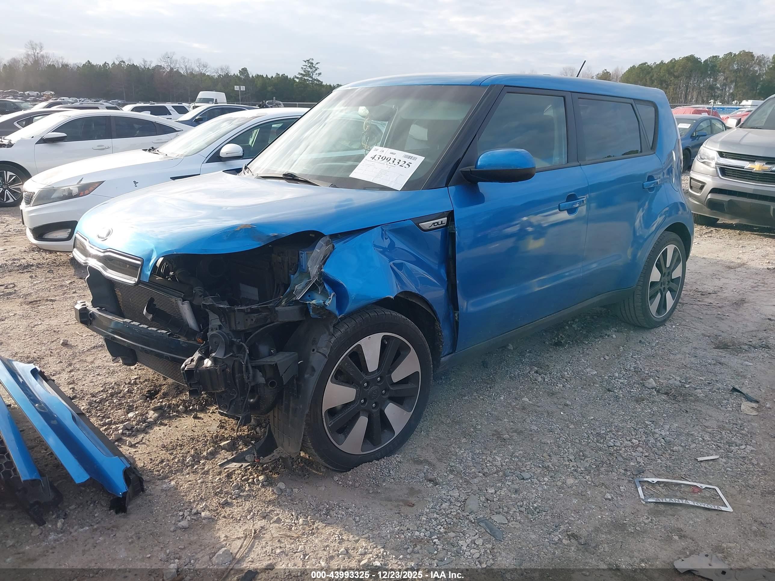 KIA SOUL image 2