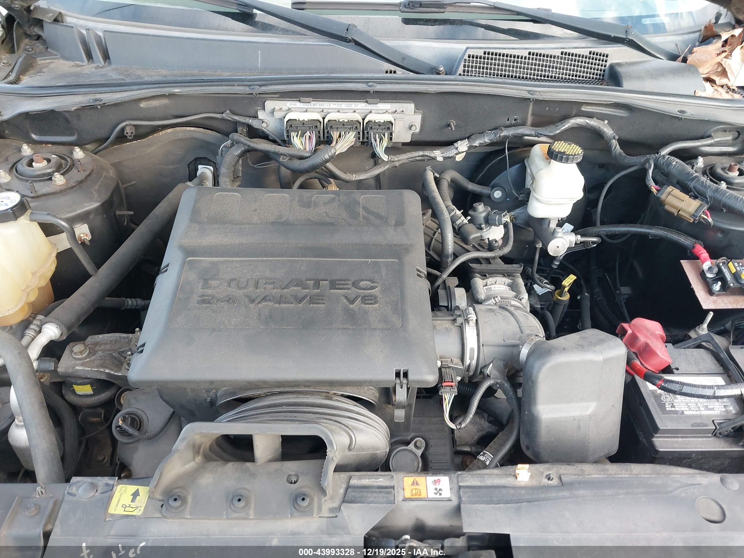 FORD ESCAPE image 10