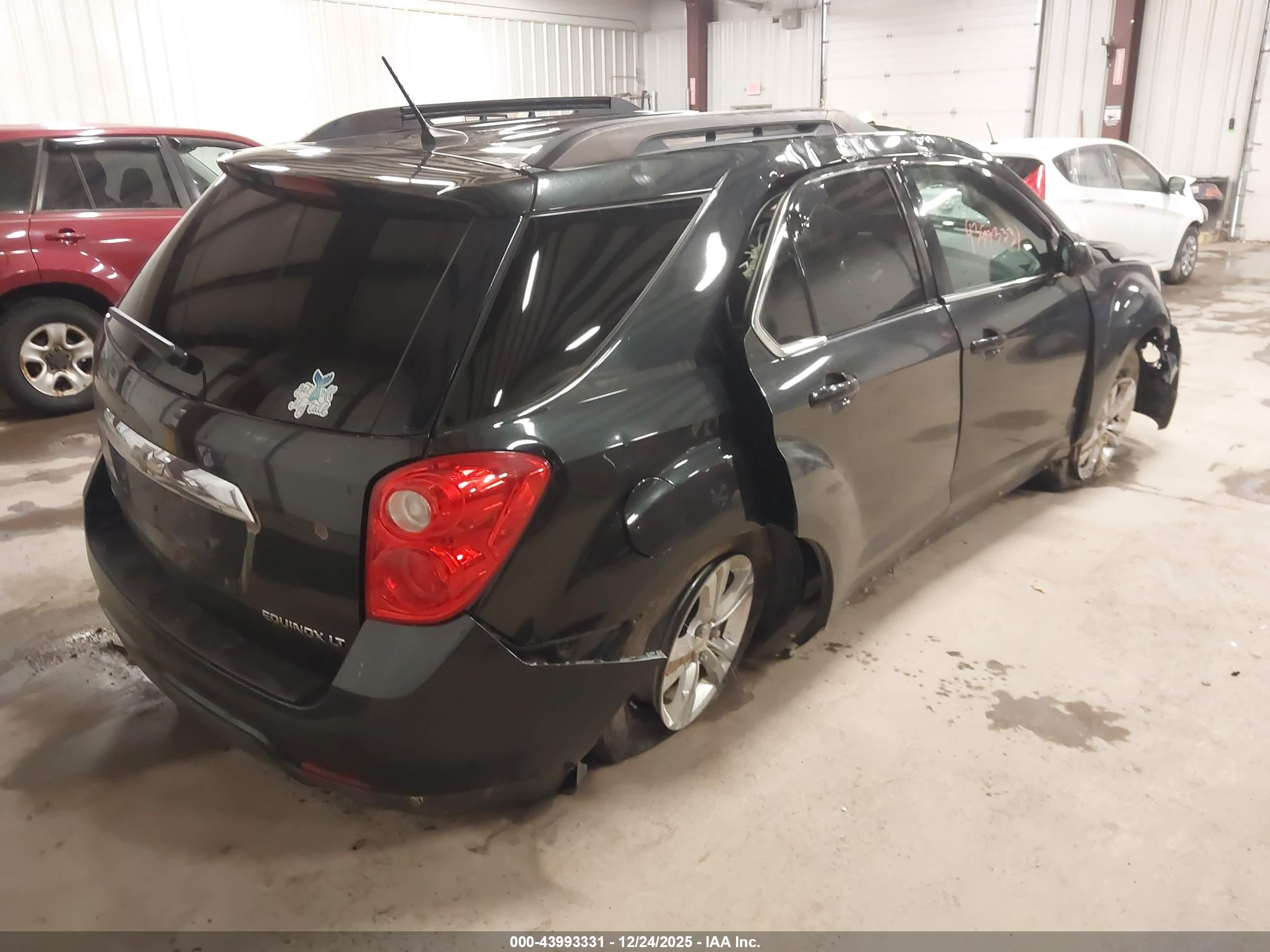 CHEVROLET EQUINOX image 4