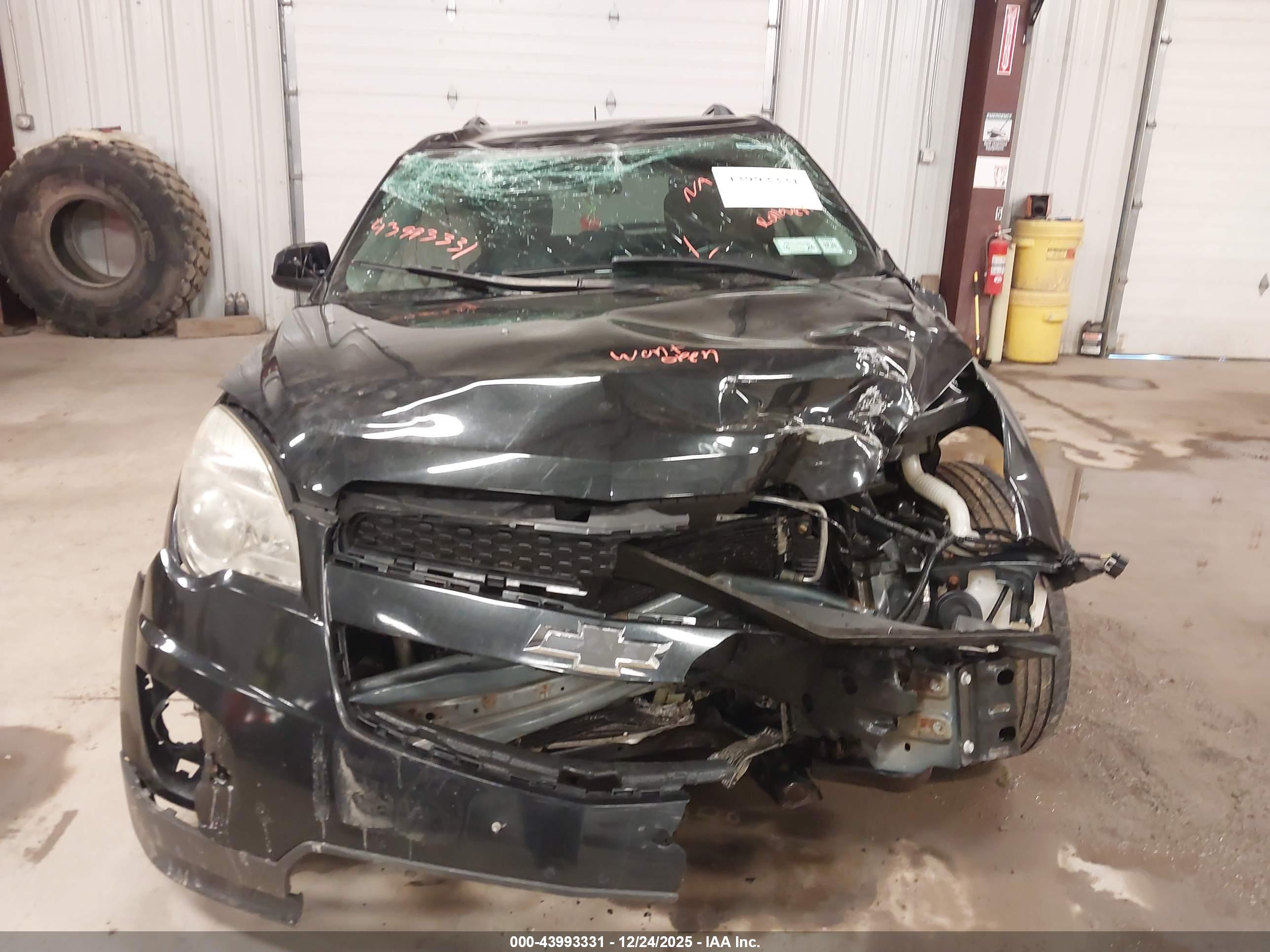 CHEVROLET EQUINOX image 6