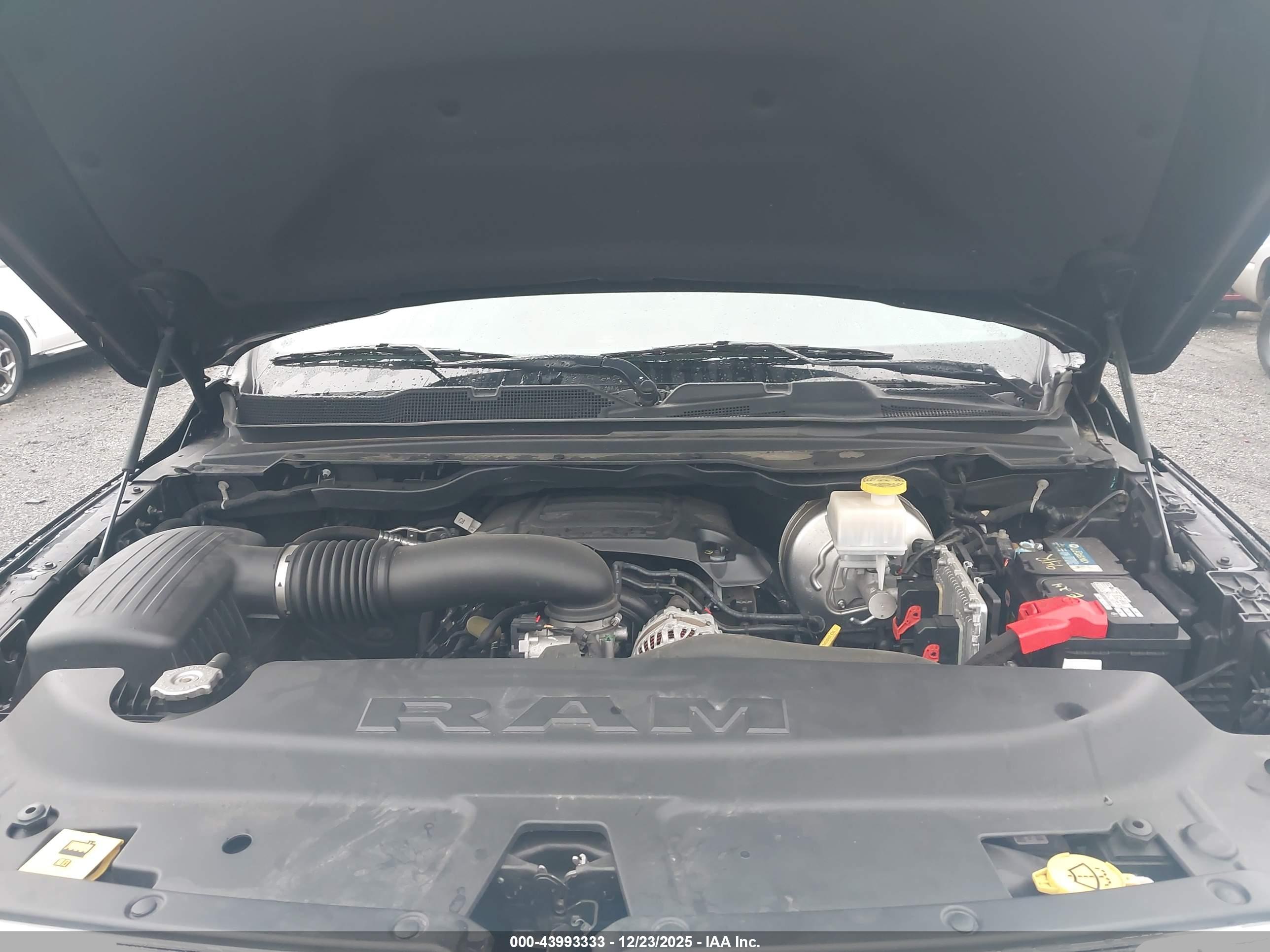 RAM 1500 image 10