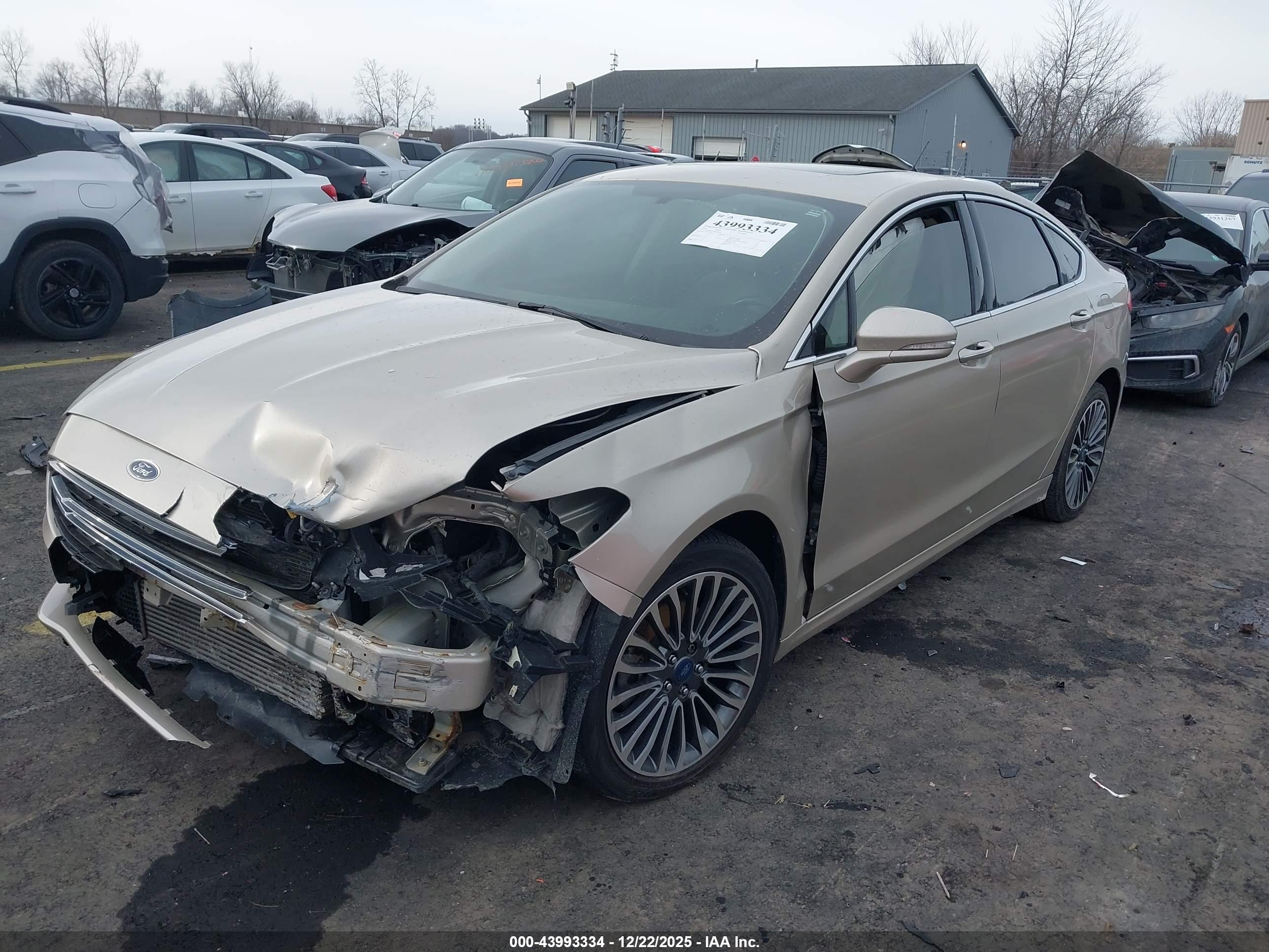 FORD FUSION image 2