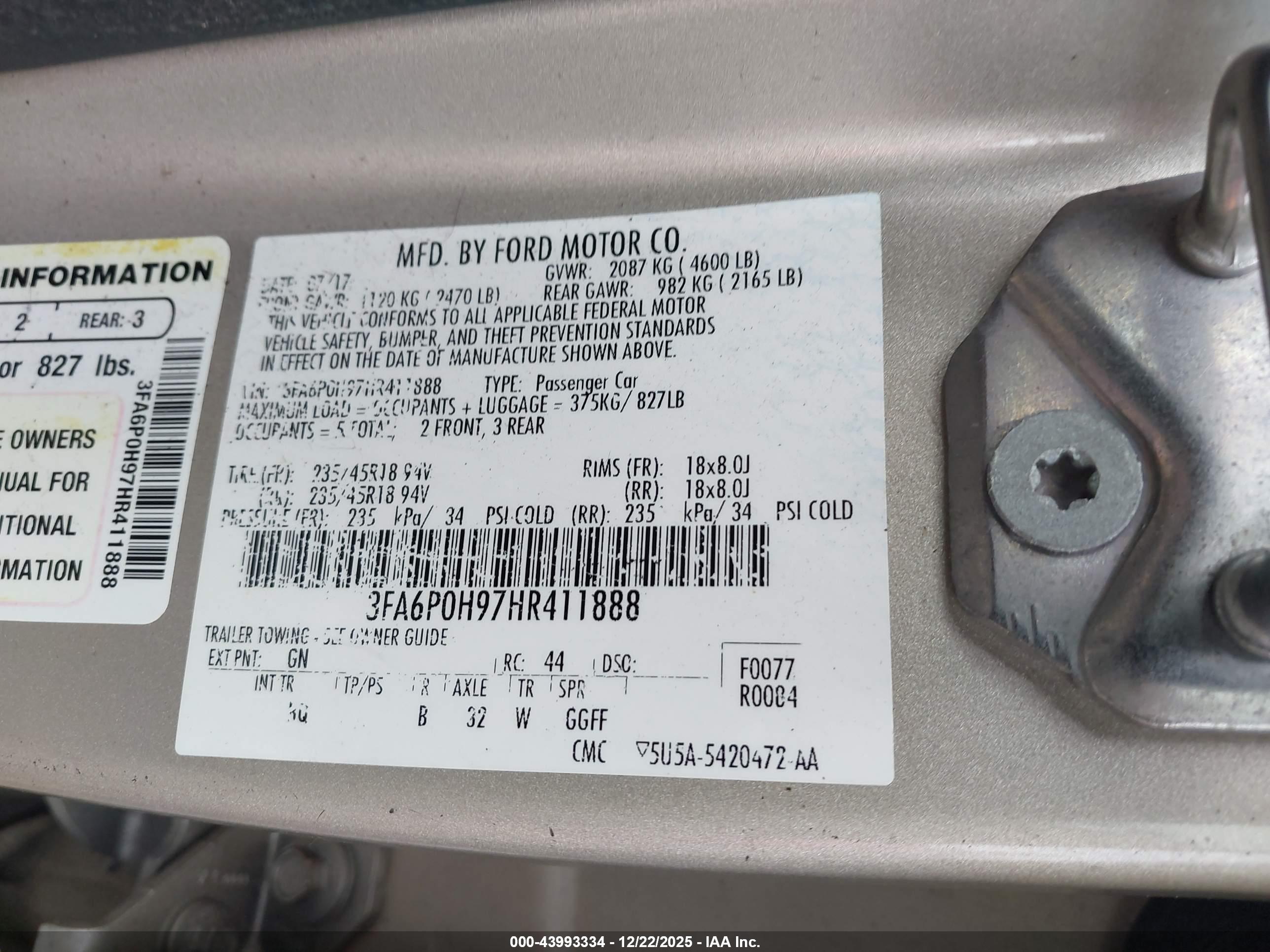 FORD FUSION image 9