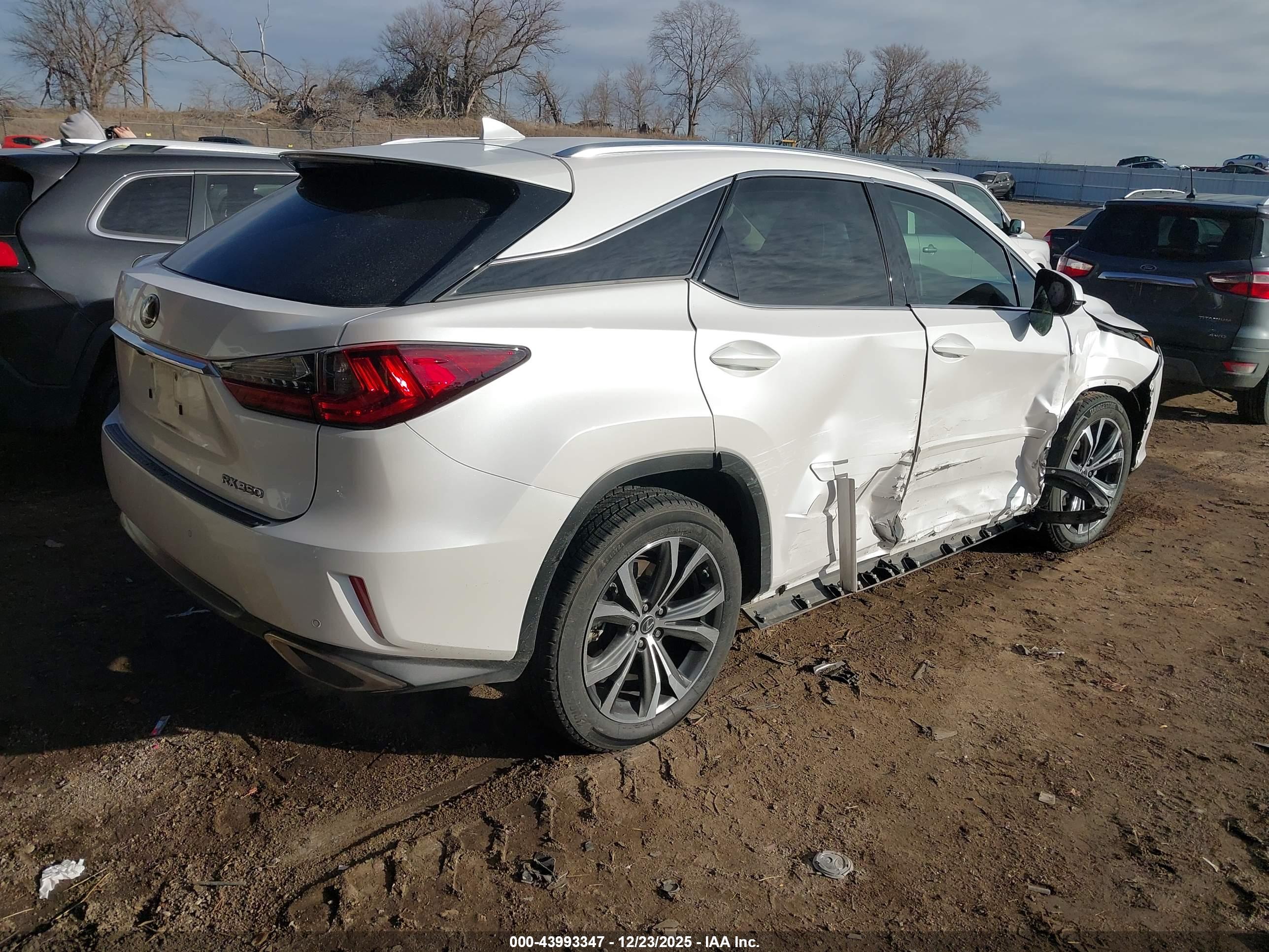 LEXUS RX image 4