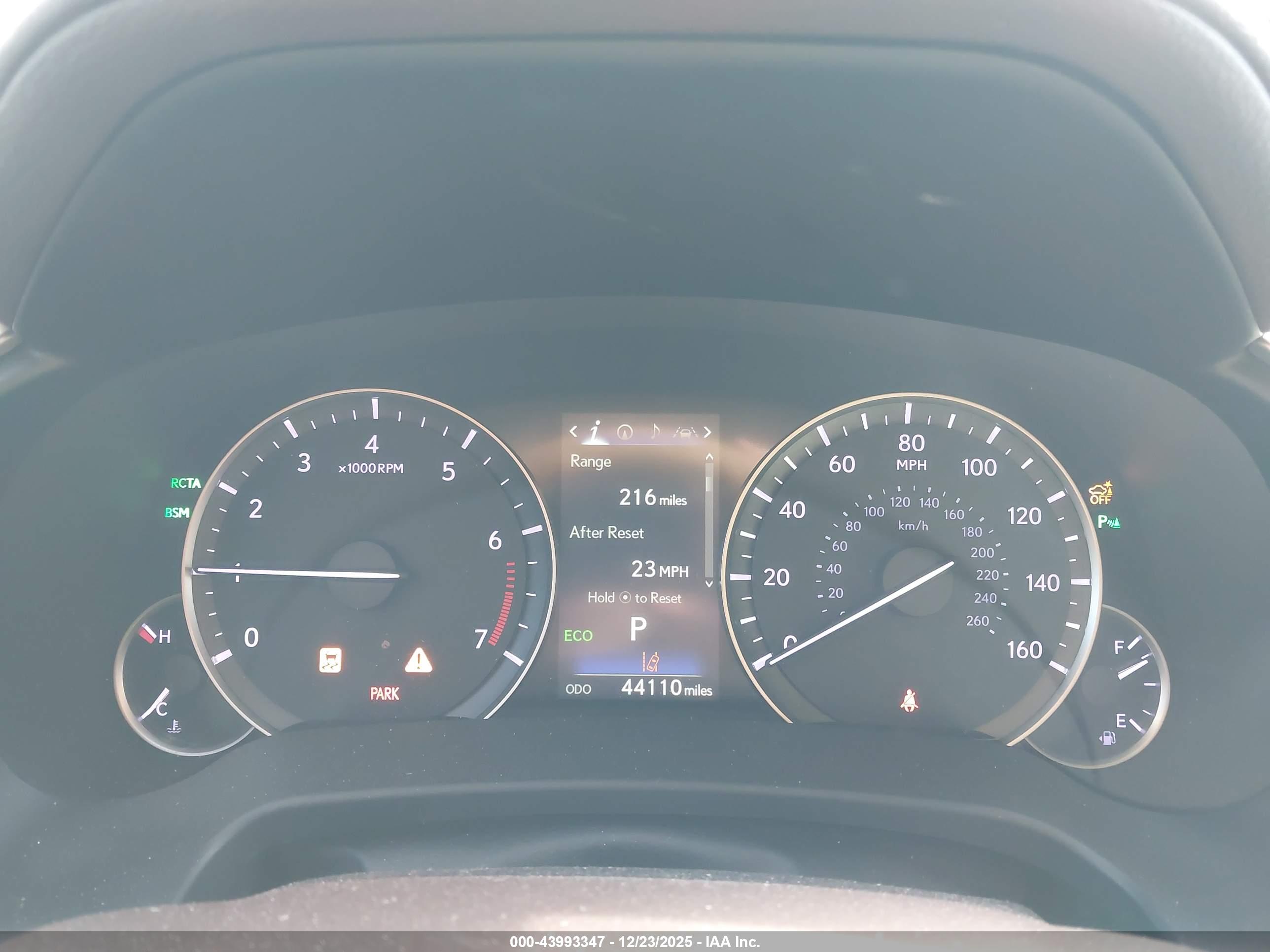 LEXUS RX image 7