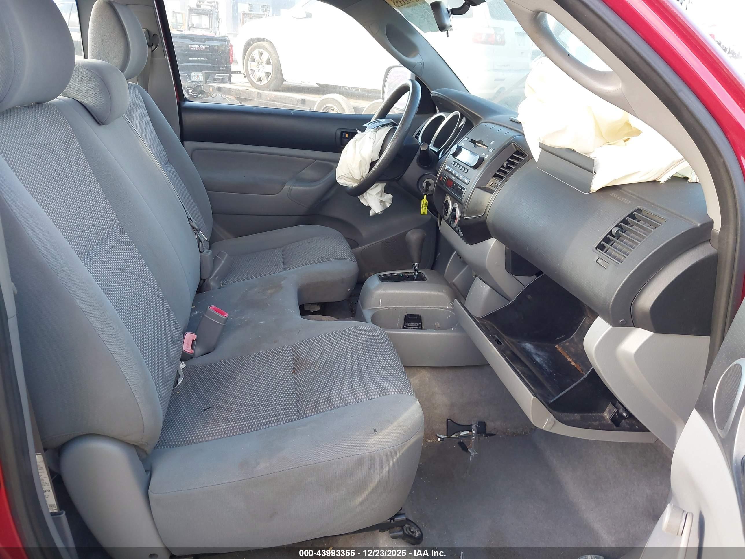 TOYOTA TACOMA image 5
