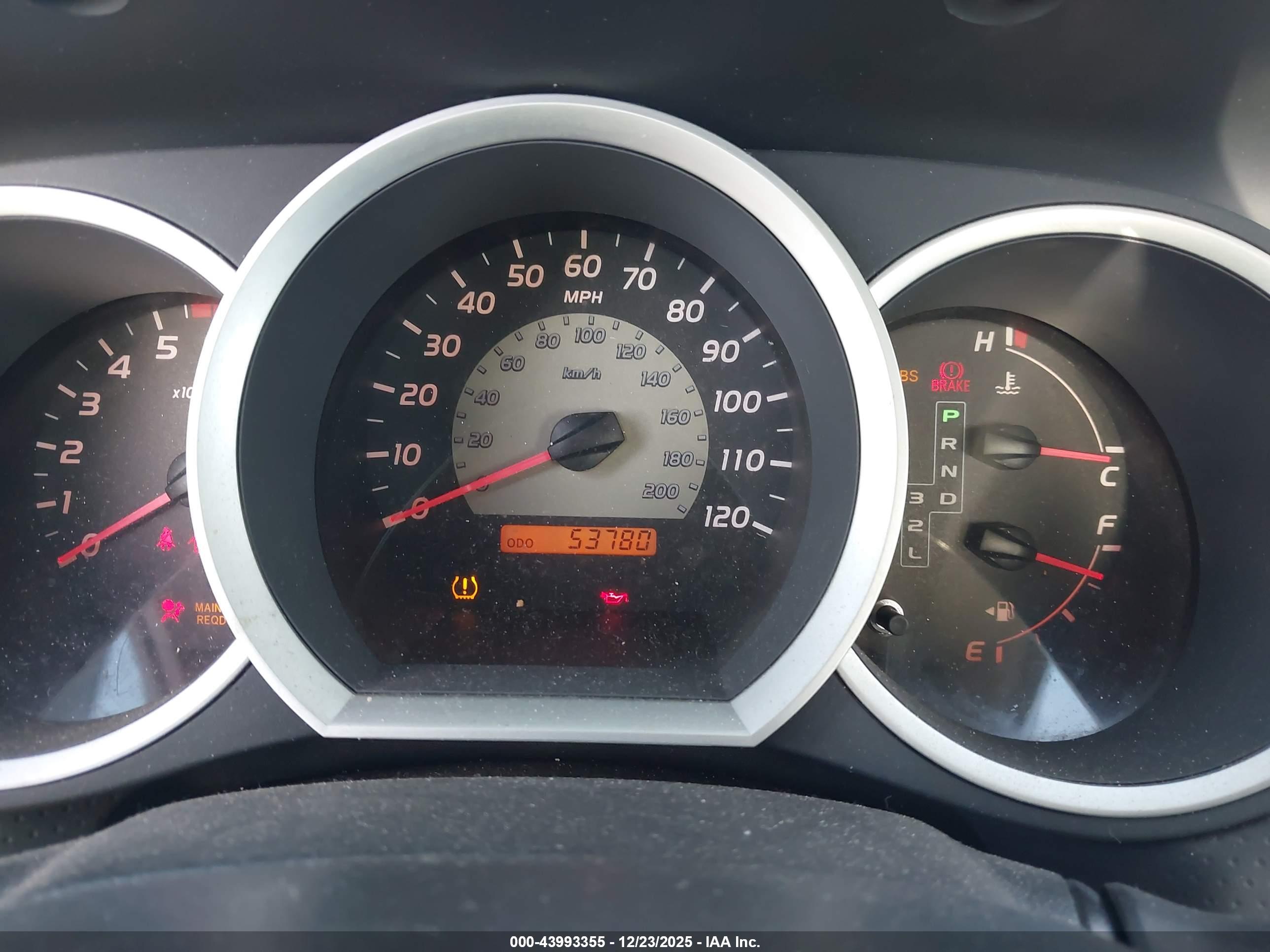 TOYOTA TACOMA image 7