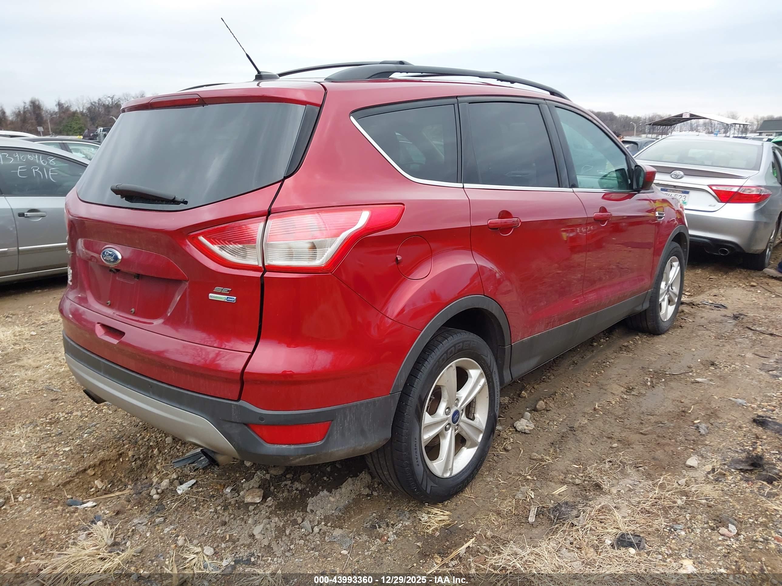FORD ESCAPE image 4