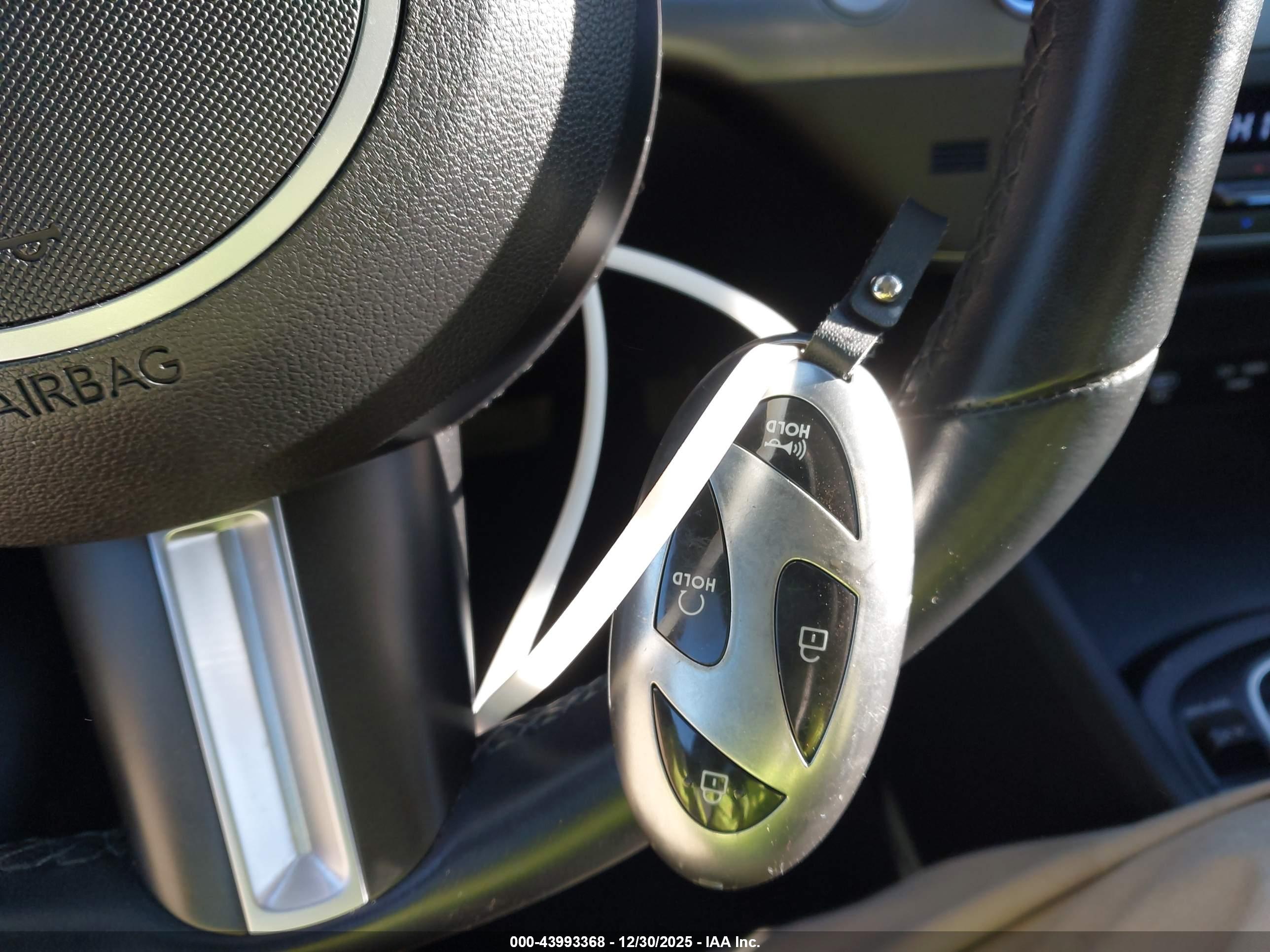 HYUNDAI KONA image 11