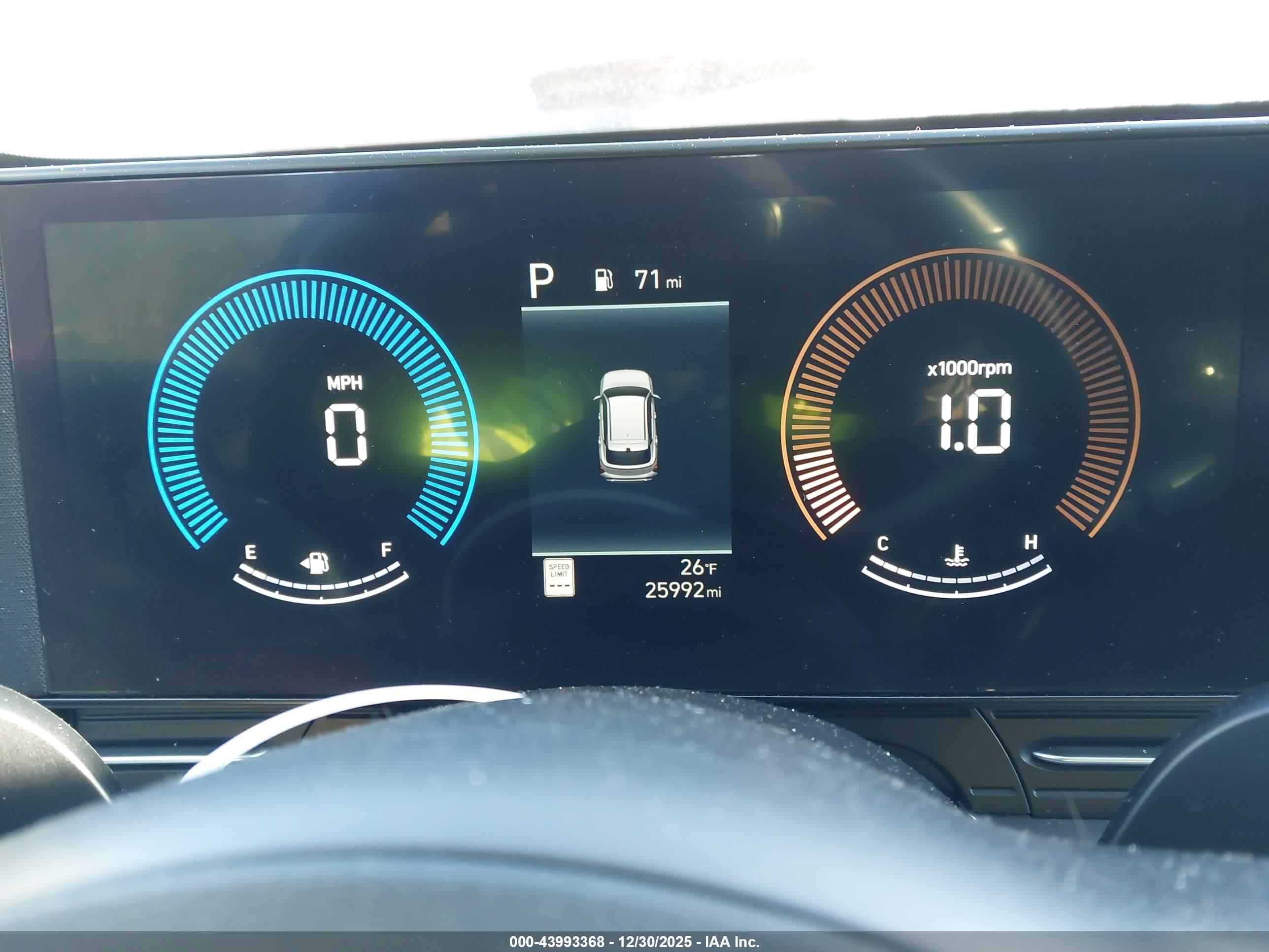 HYUNDAI KONA image 7
