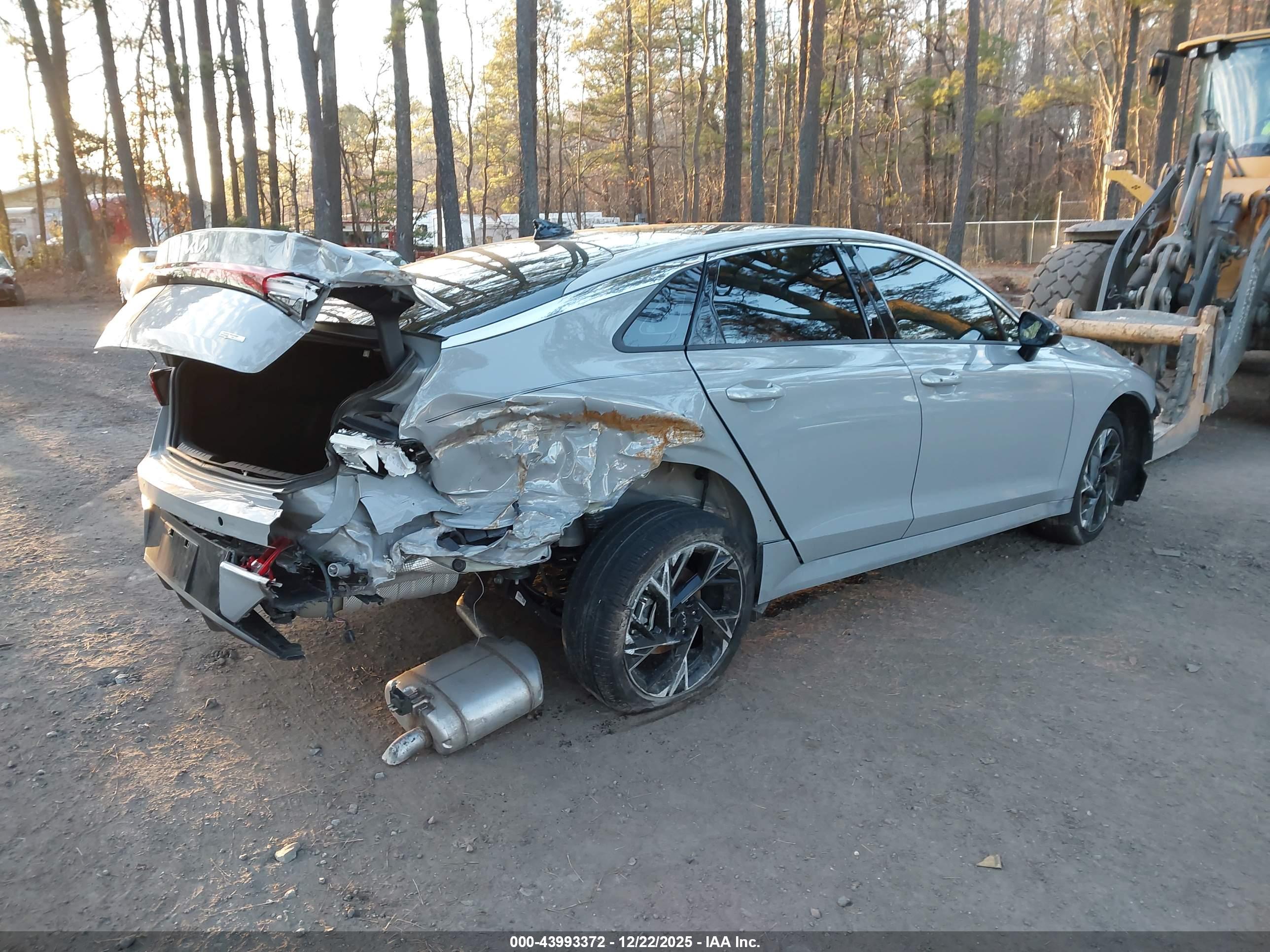 KIA K5 image 4