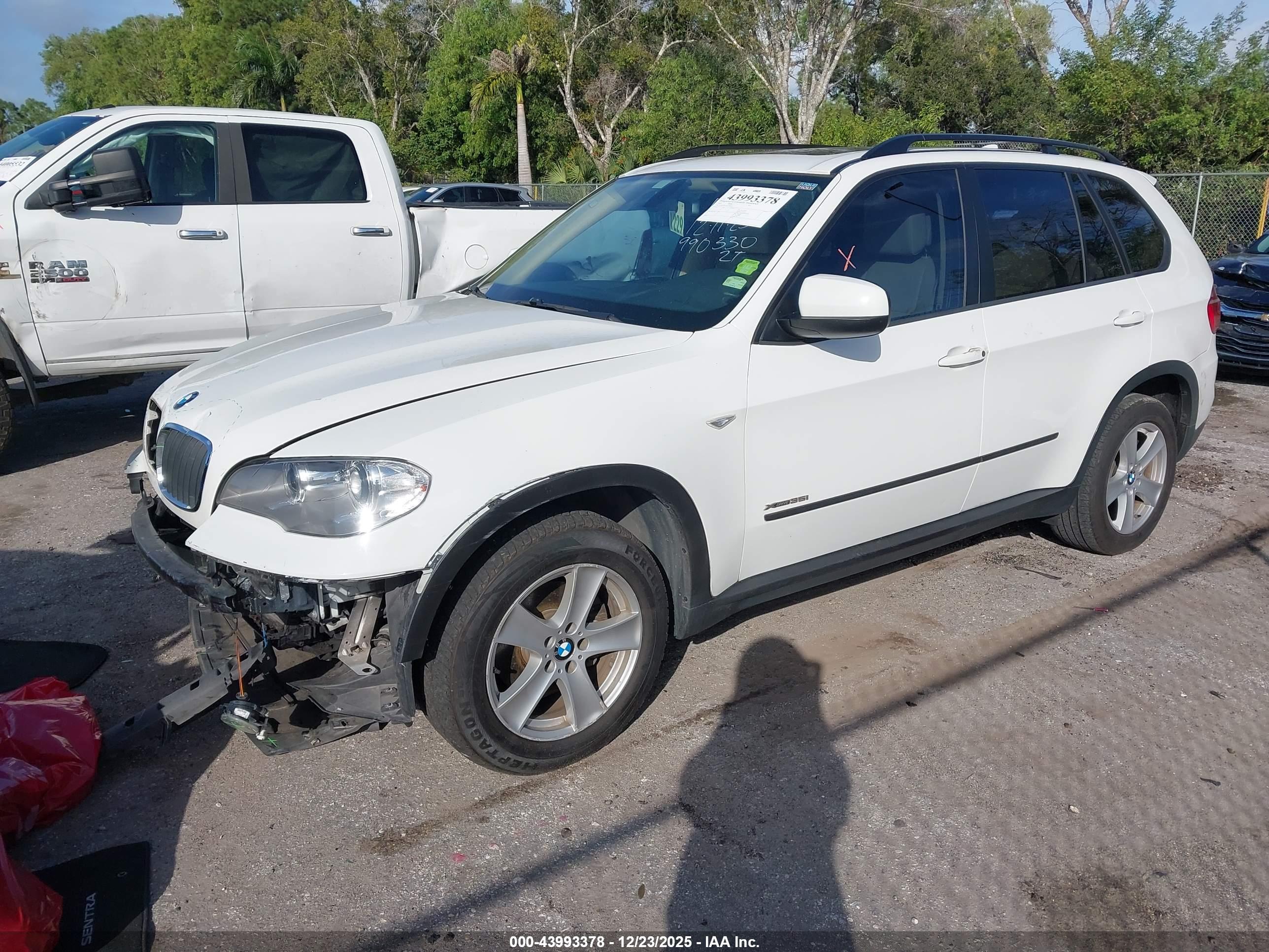 BMW X5 image 2