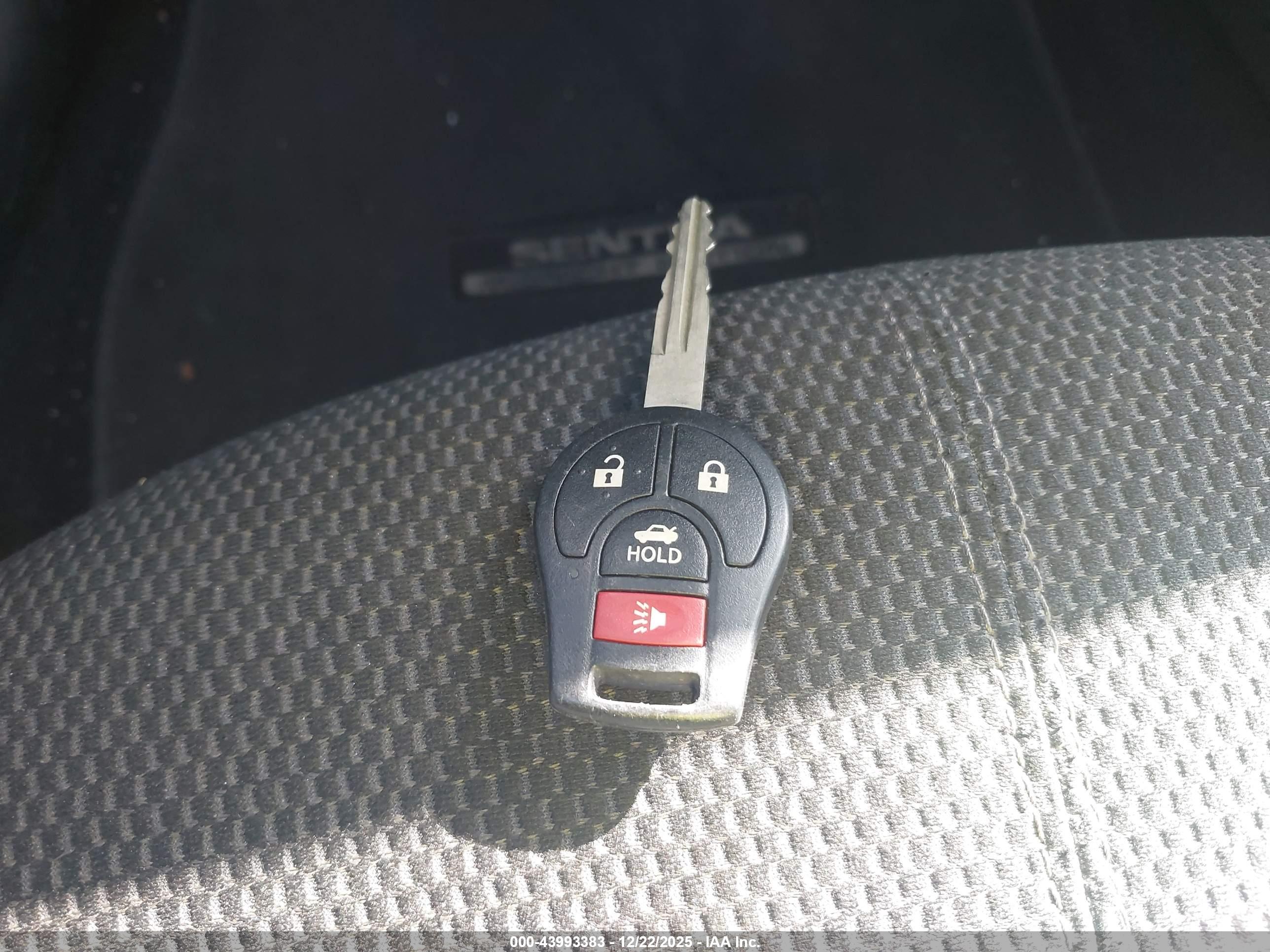 NISSAN SENTRA image 11