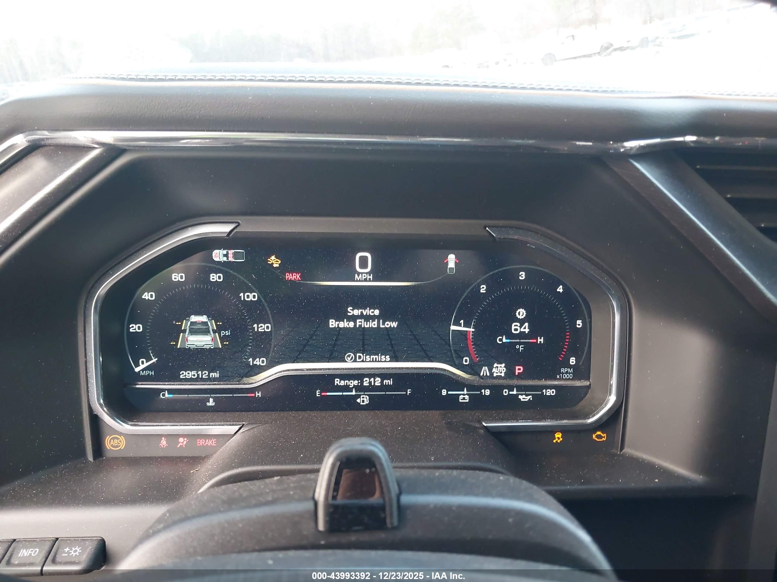 GMC SIERRA image 7