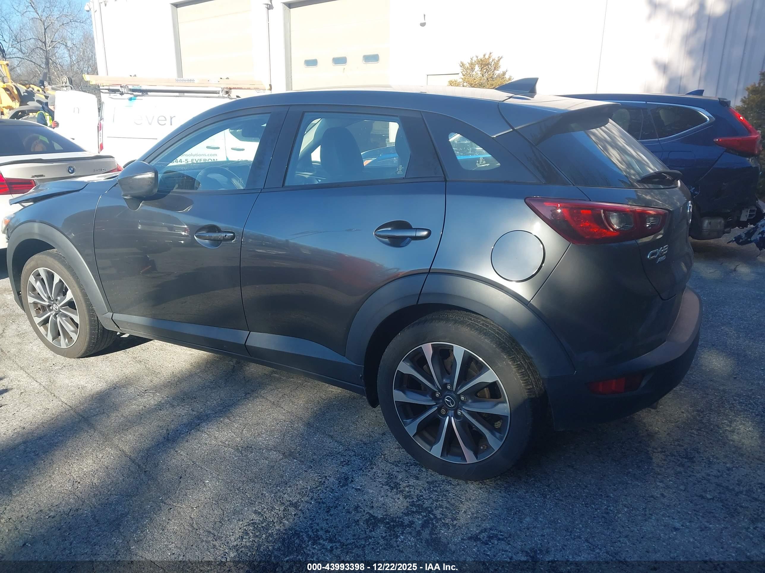 MAZDA CX-3 image 3