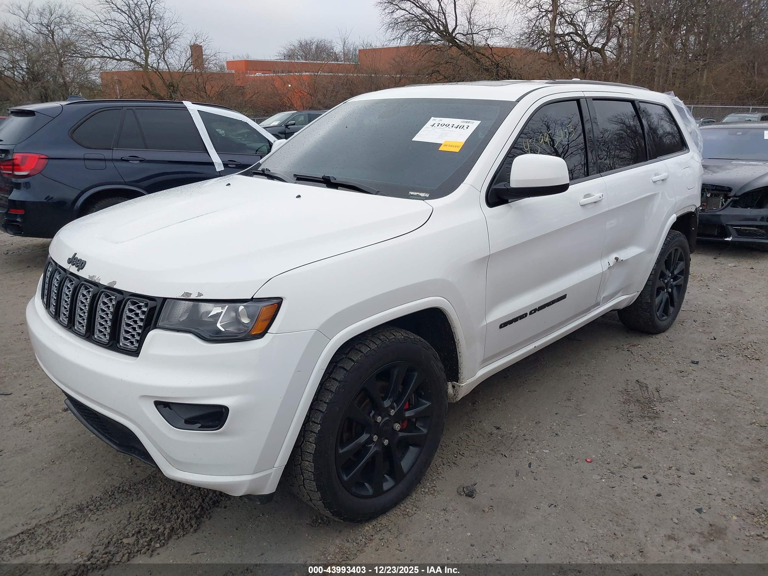JEEP GRAND image 2
