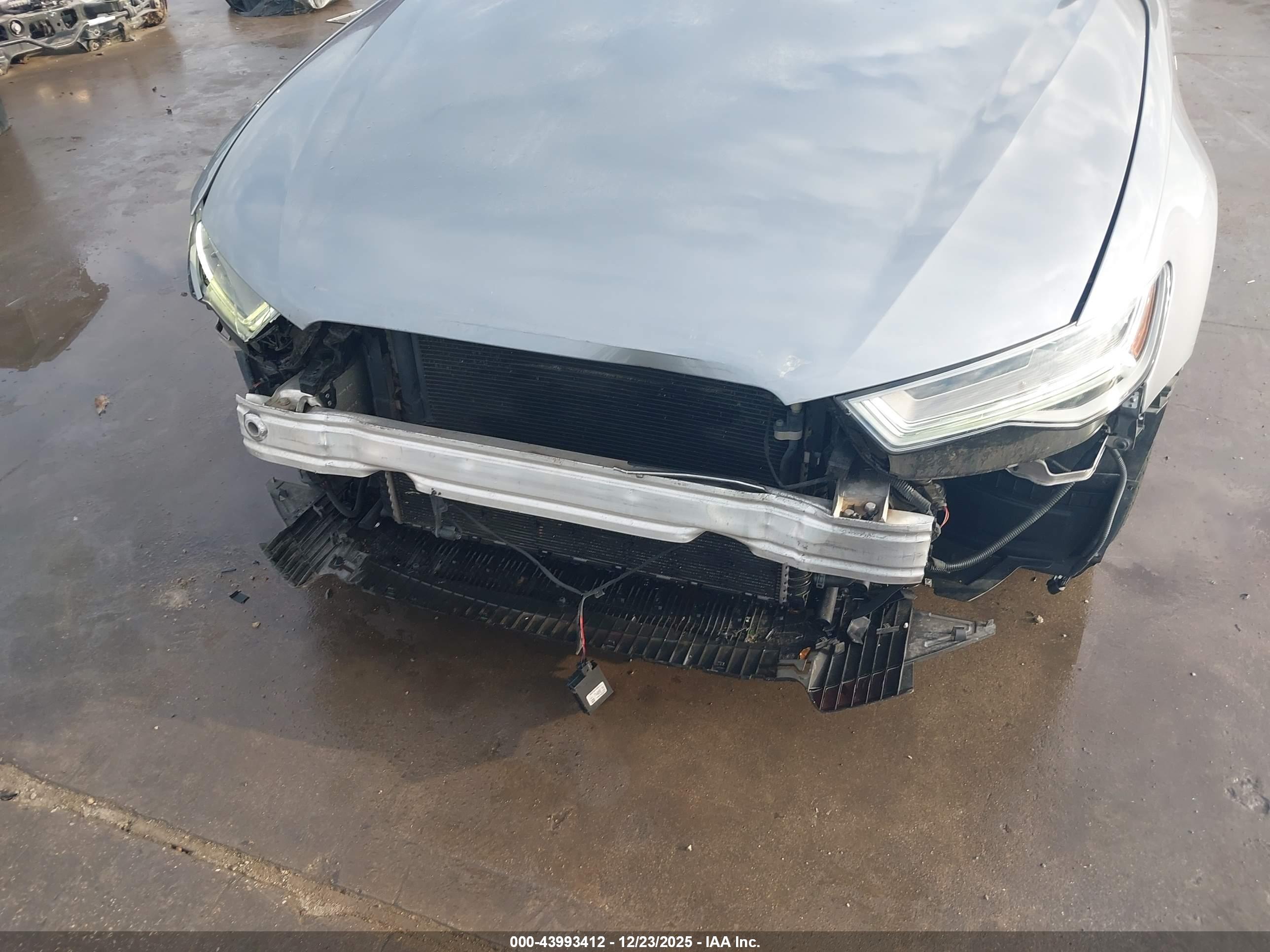 AUDI A6 image 6