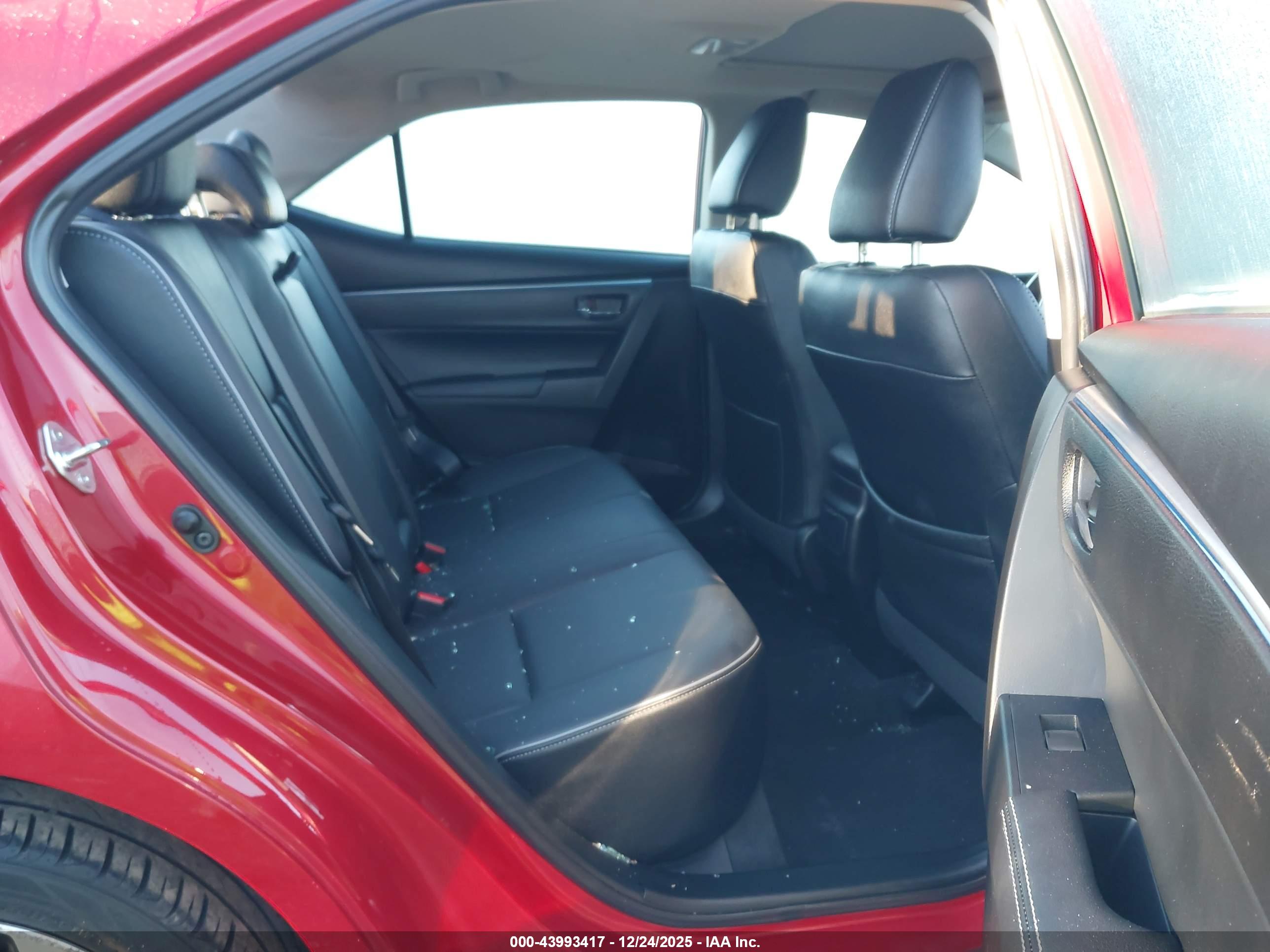 TOYOTA COROLLA image 8