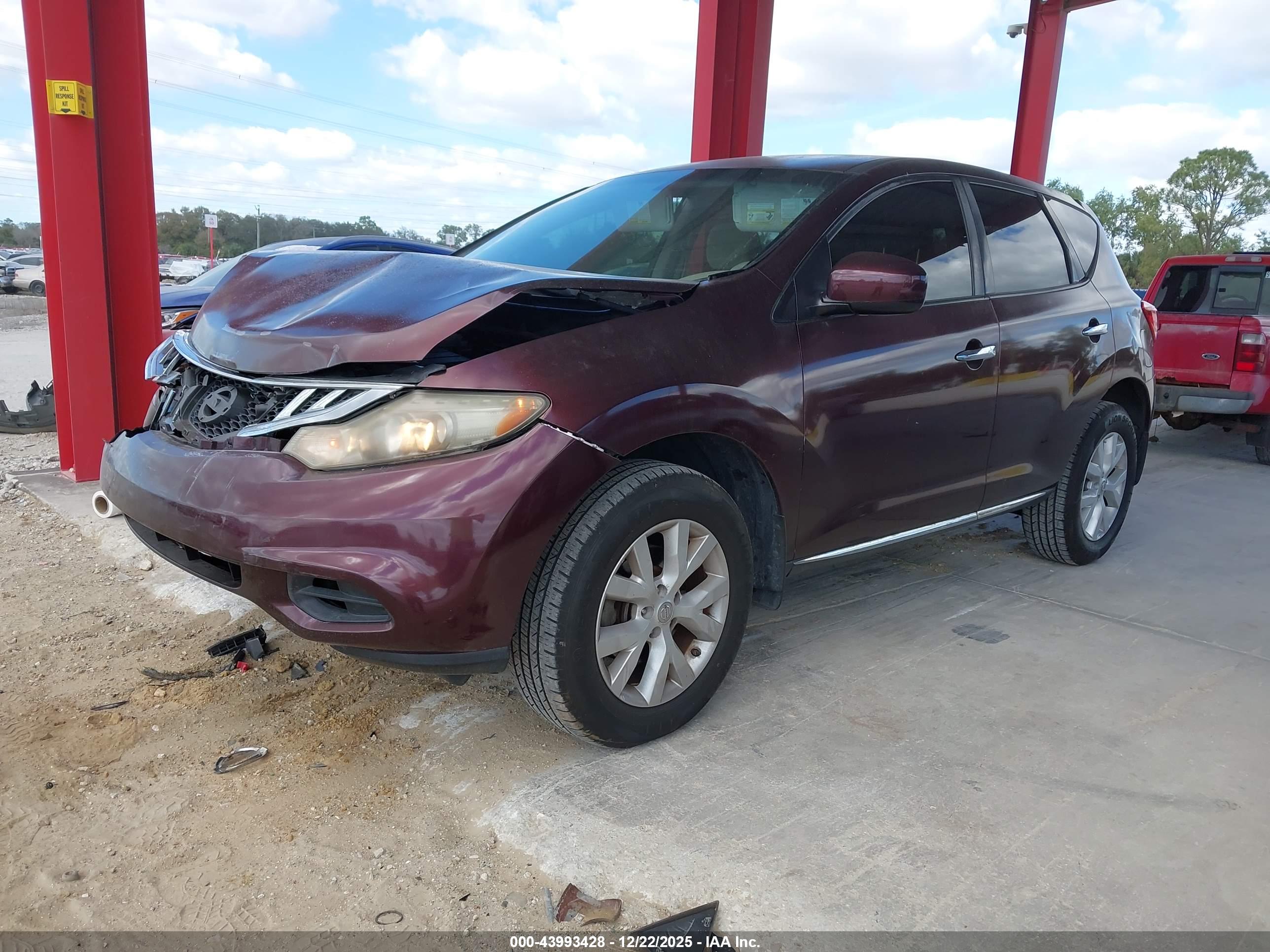 NISSAN MURANO image 2