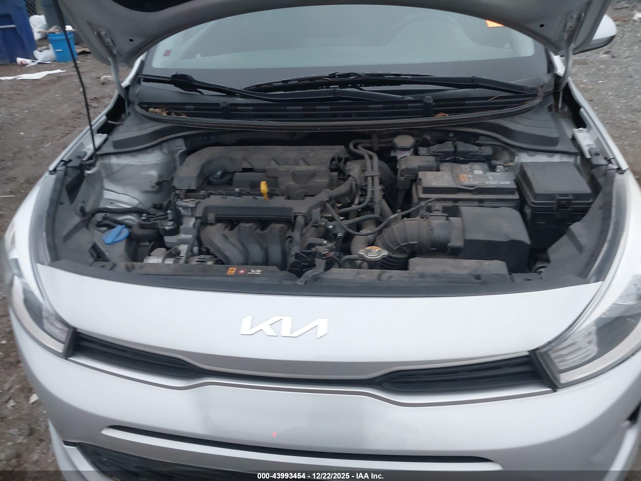 KIA RIO image 10