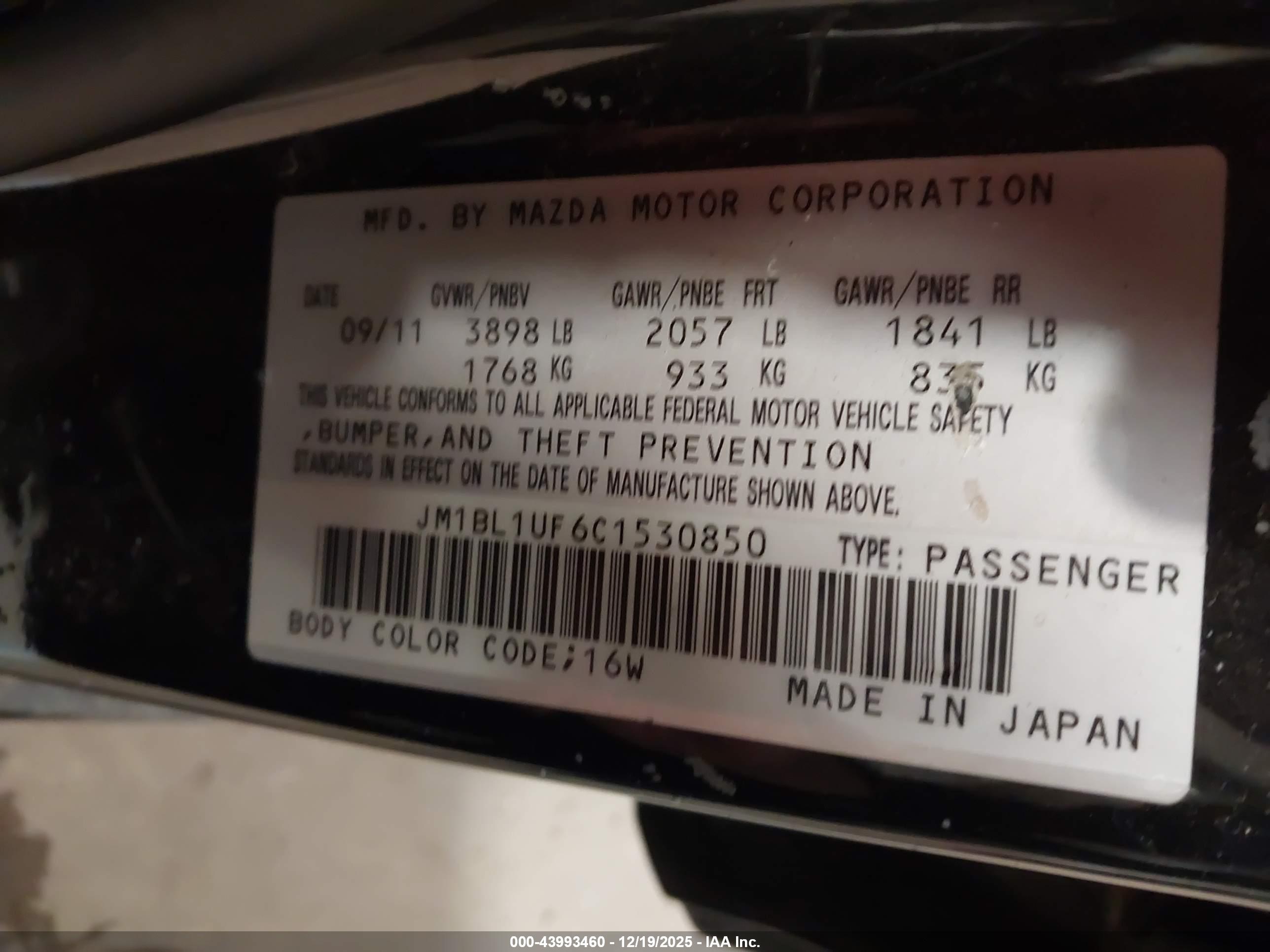 MAZDA MAZDA3 image 9