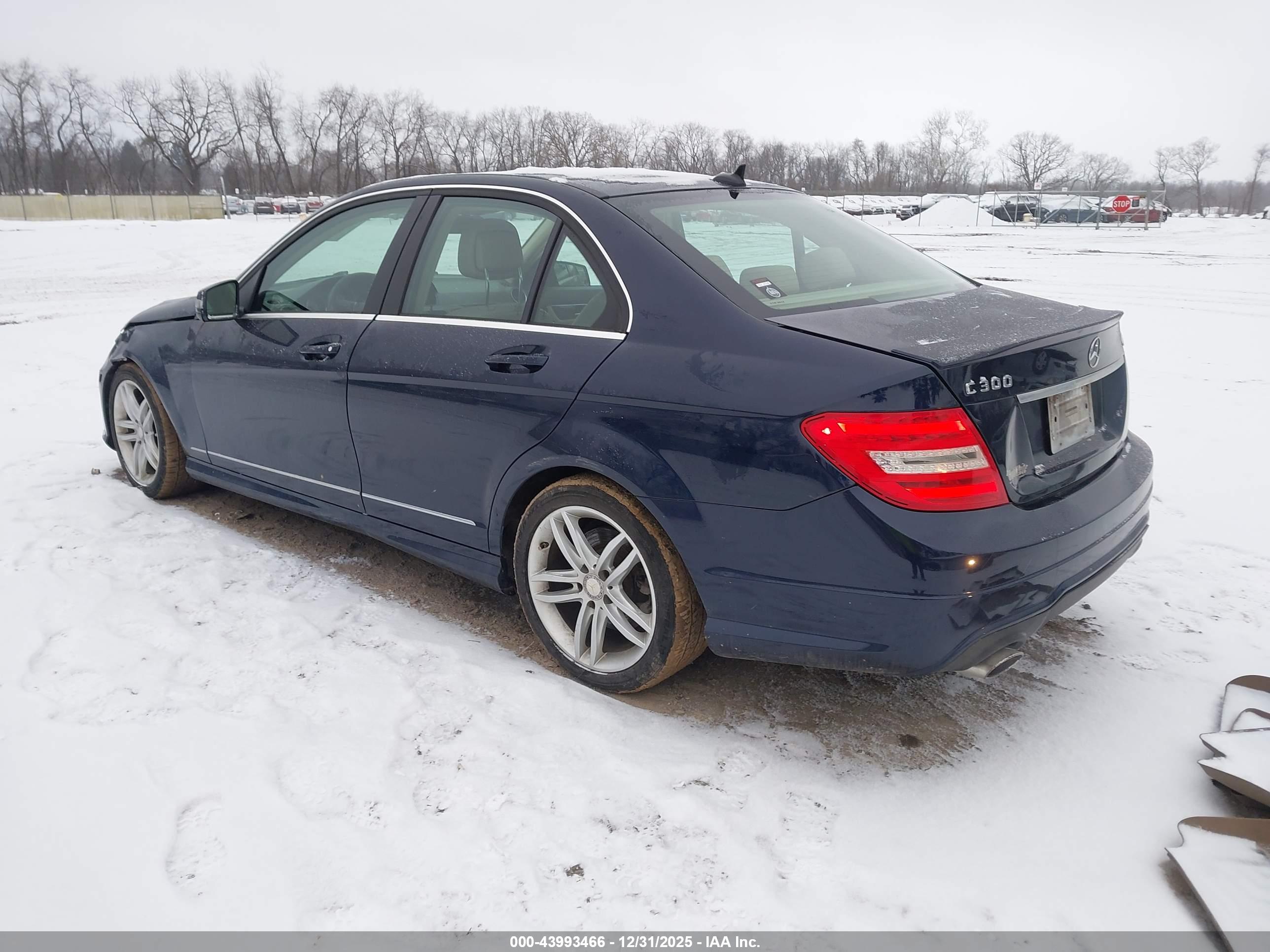 MERCEDES-BENZ C image 3