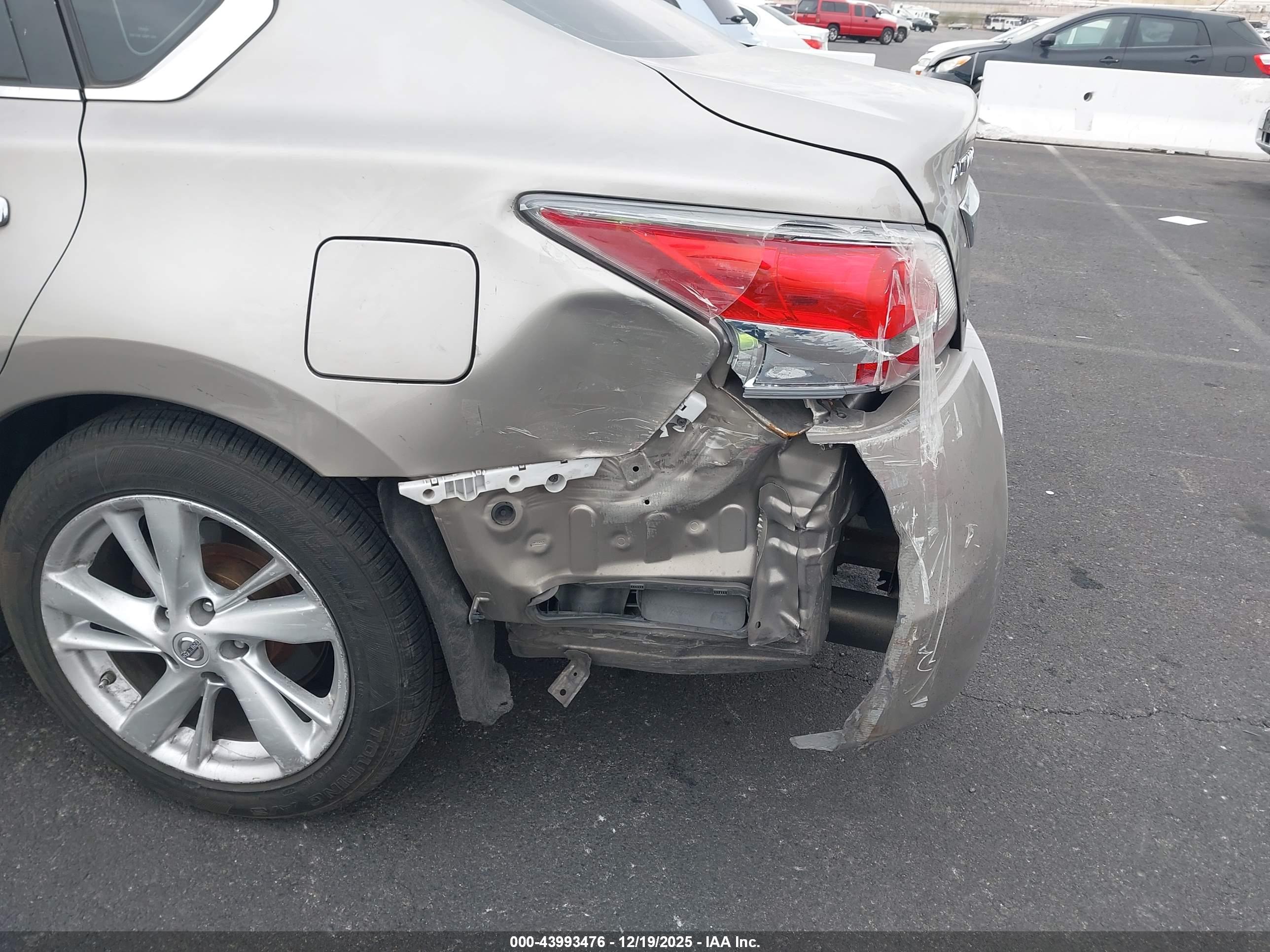 NISSAN ALTIMA image 6