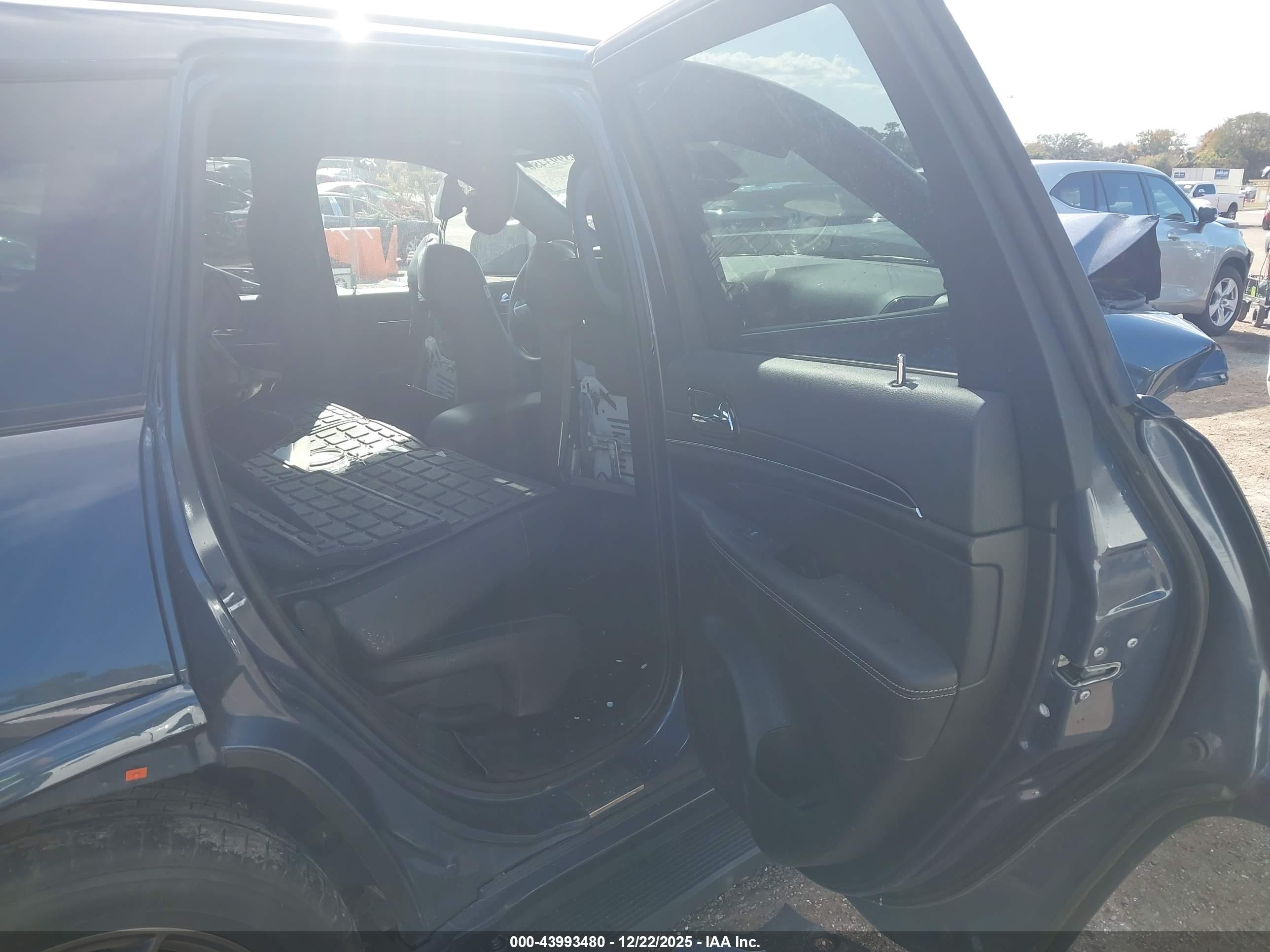 JEEP GRAND image 8