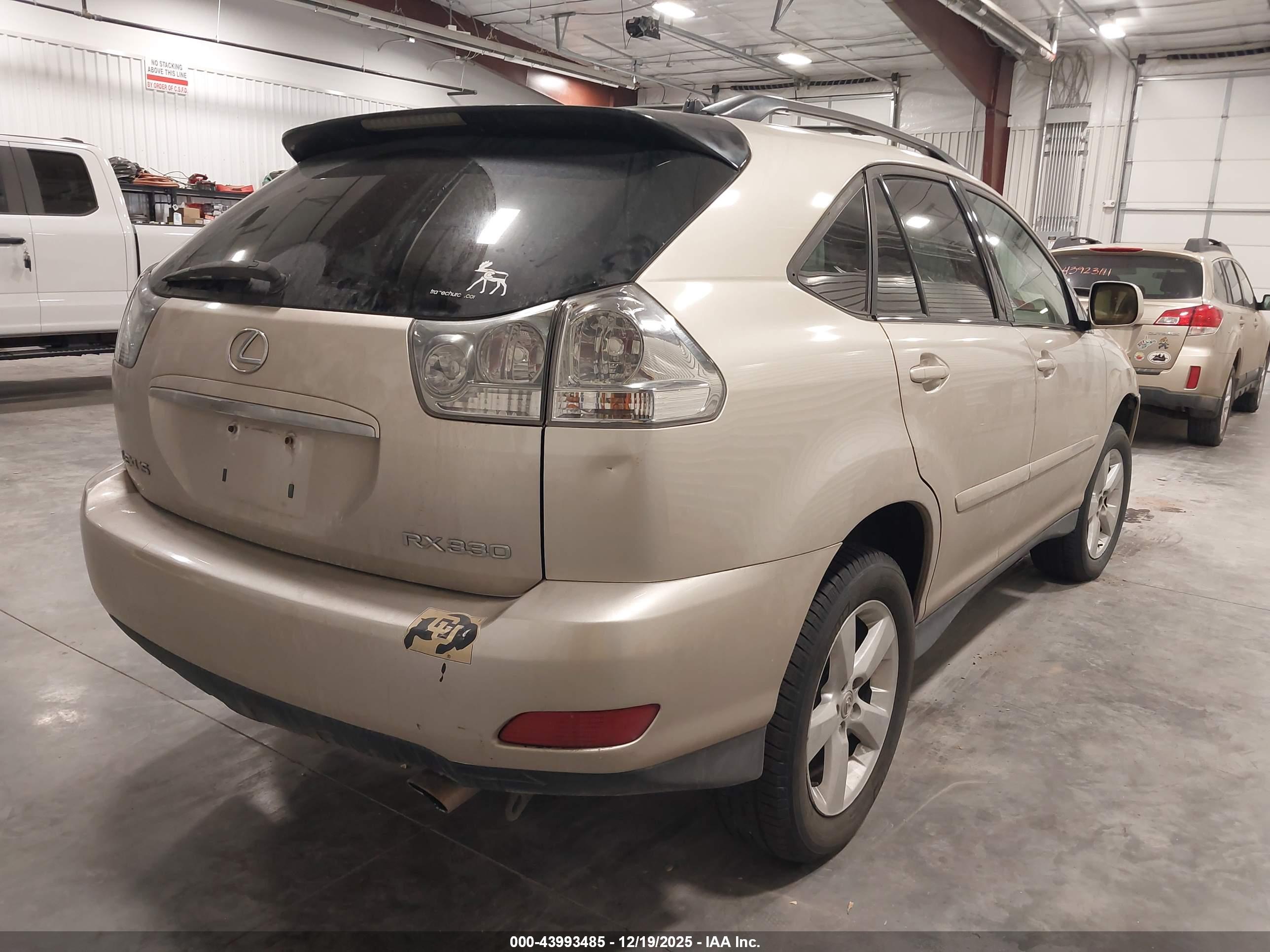 LEXUS RX image 4