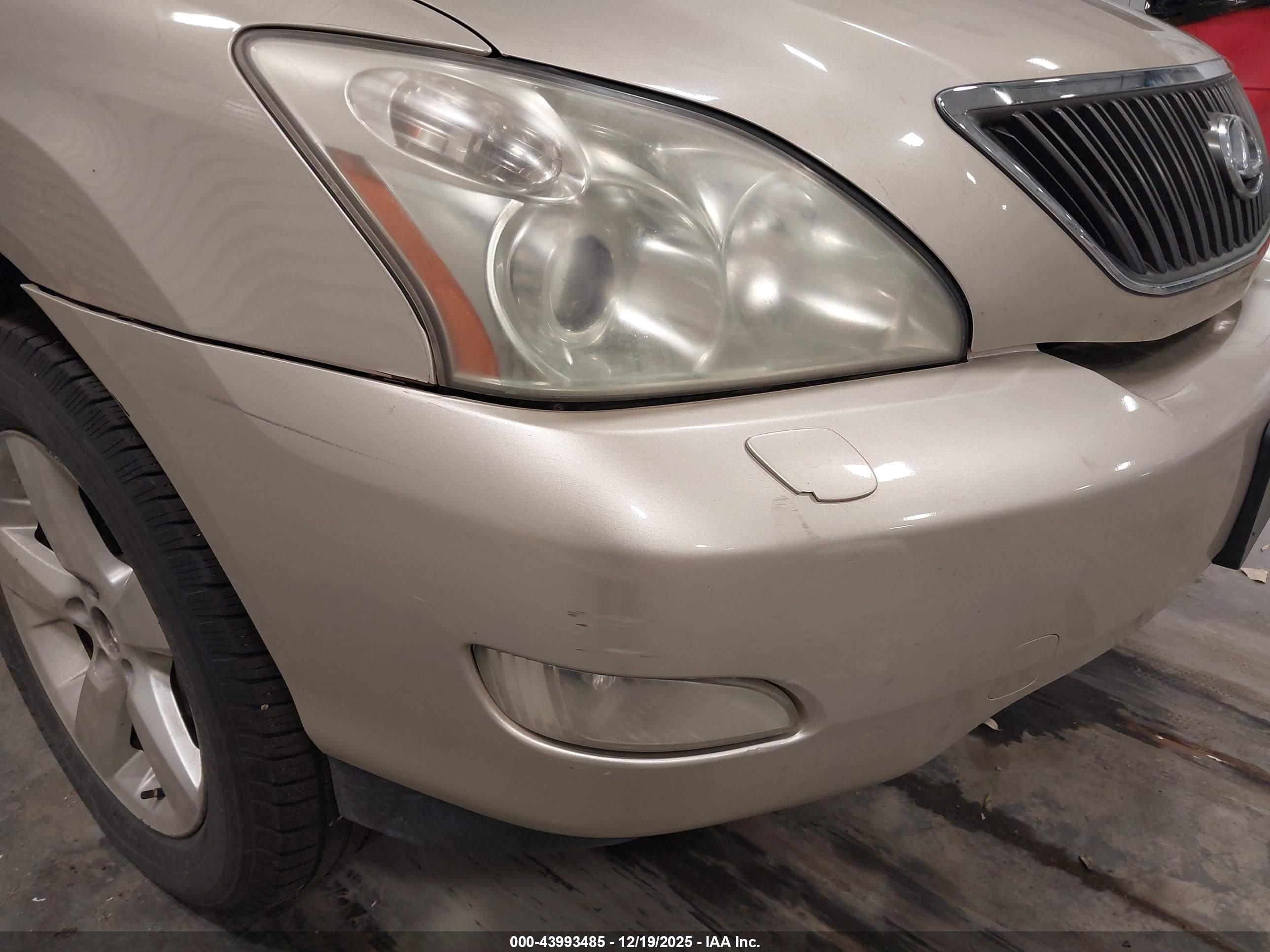 LEXUS RX image 6